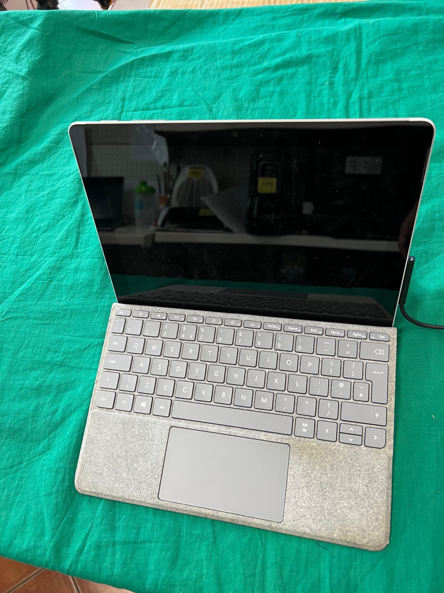 Microsoft Surface Go 10 4/64GB, kiemelt kép