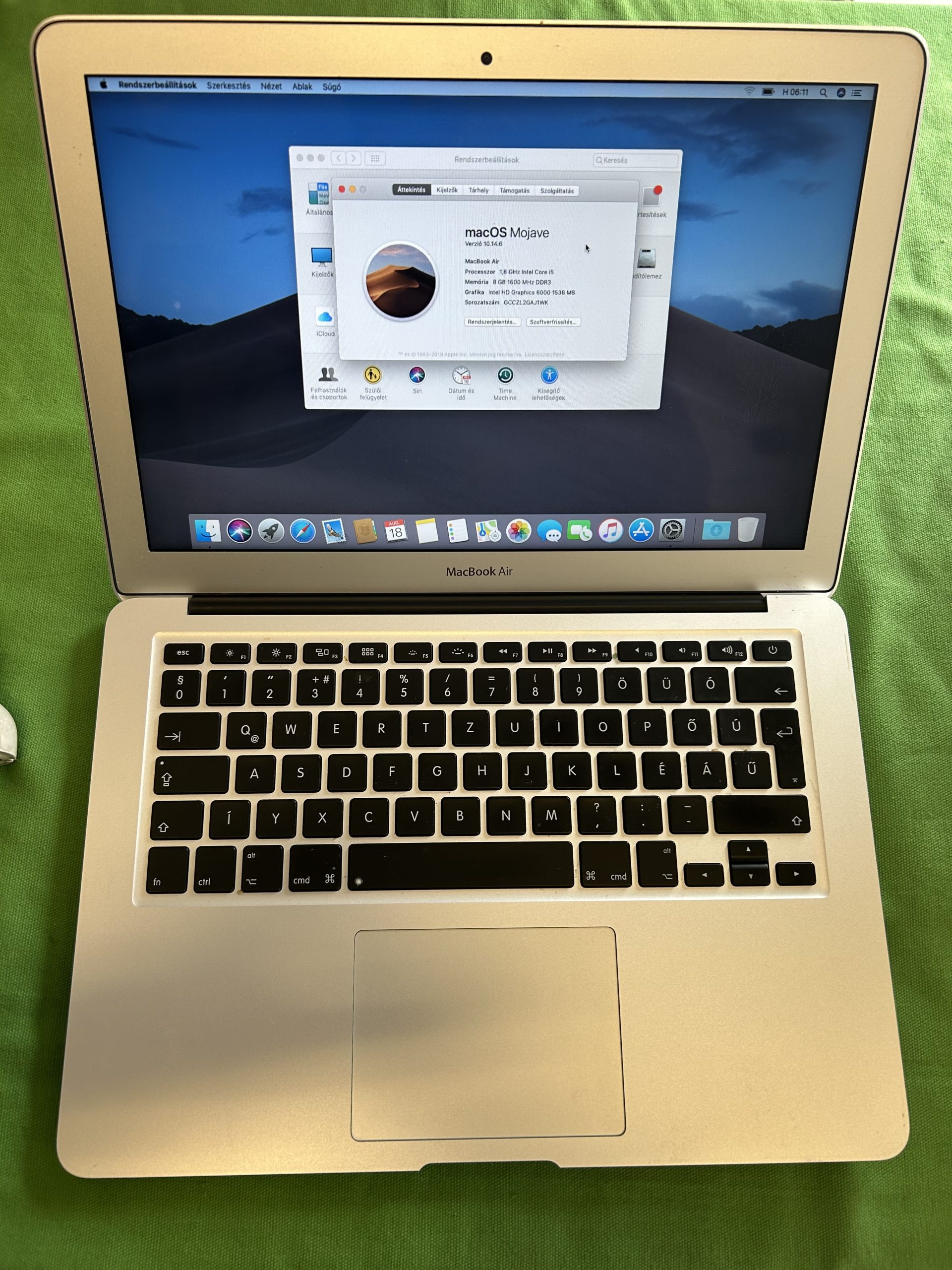 MacBook Air i5/8/128, kiemelt kép