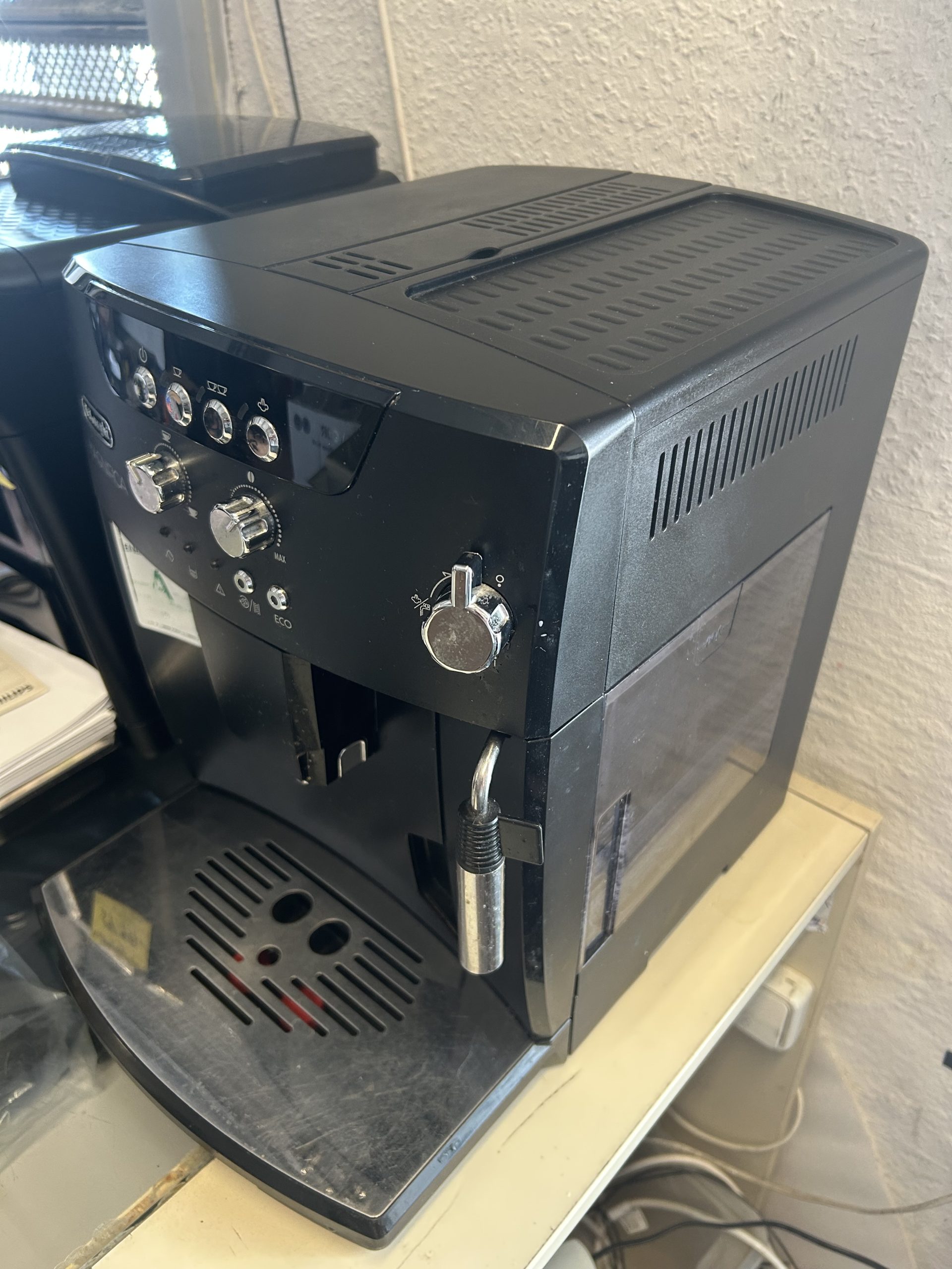 Delonghi Magnifica automata kávéfőző, kiemelt kép