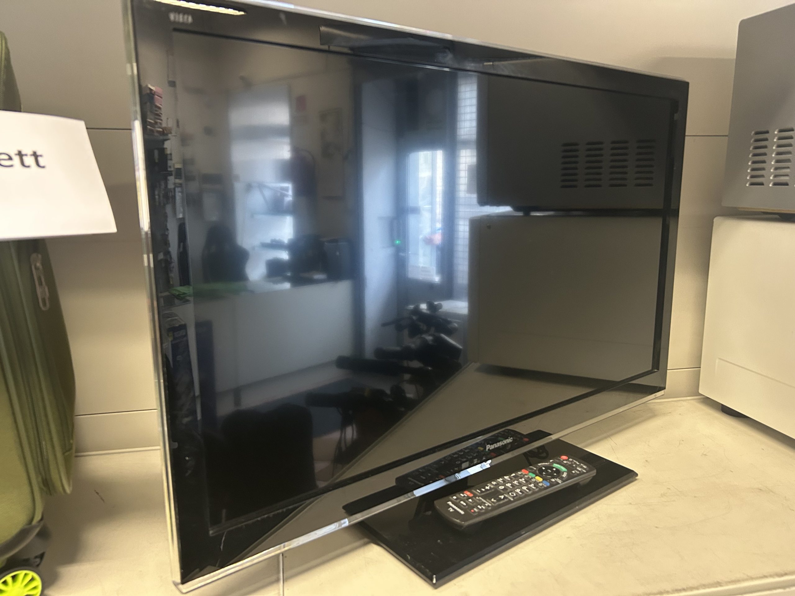 Panasonic 32" 82 cm FULL HD LED TV TX-L32E5E, kiemelt kép