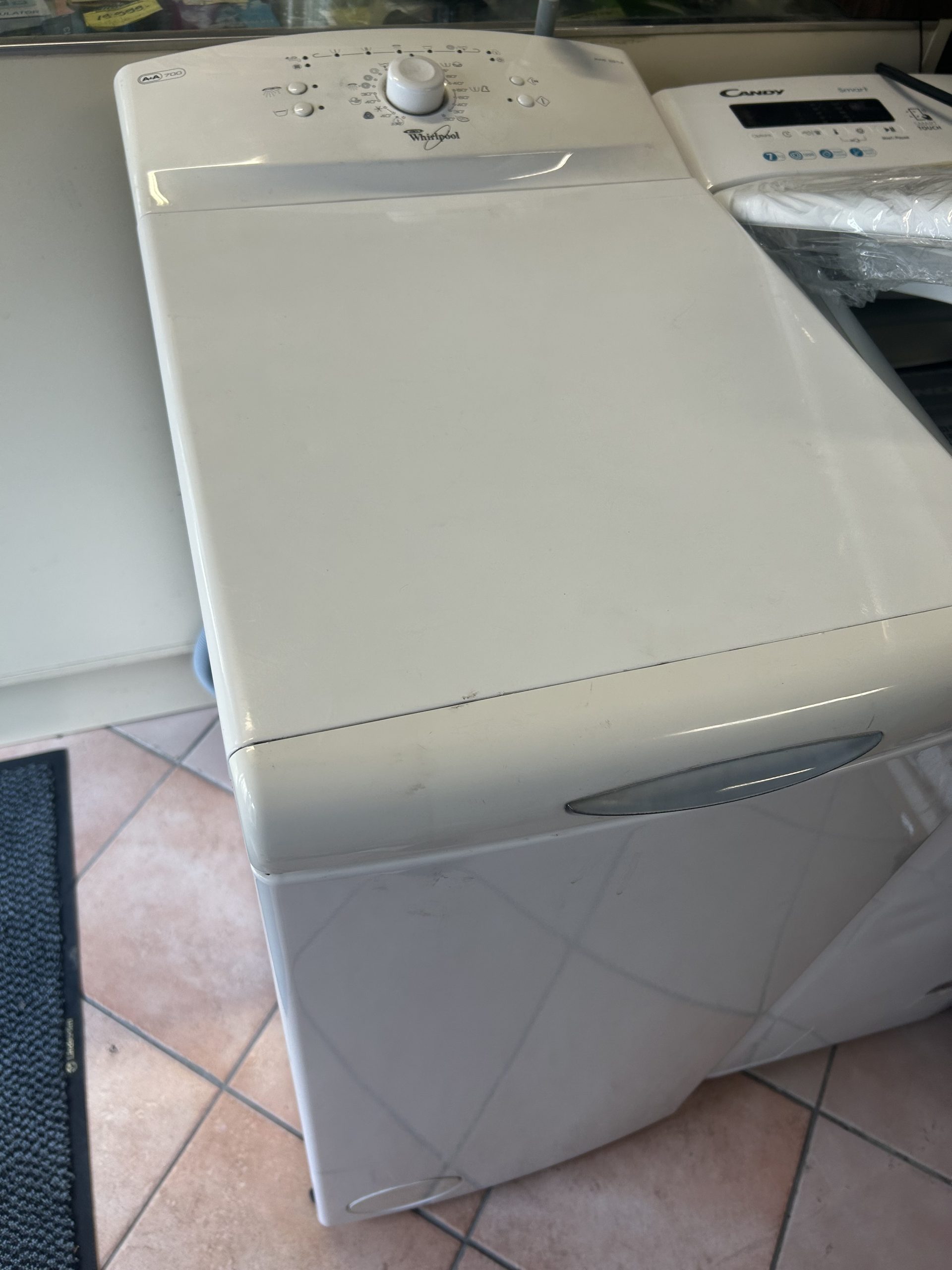 Whirlpool AWE 2214 felültöltős mosógép, kiemelt kép