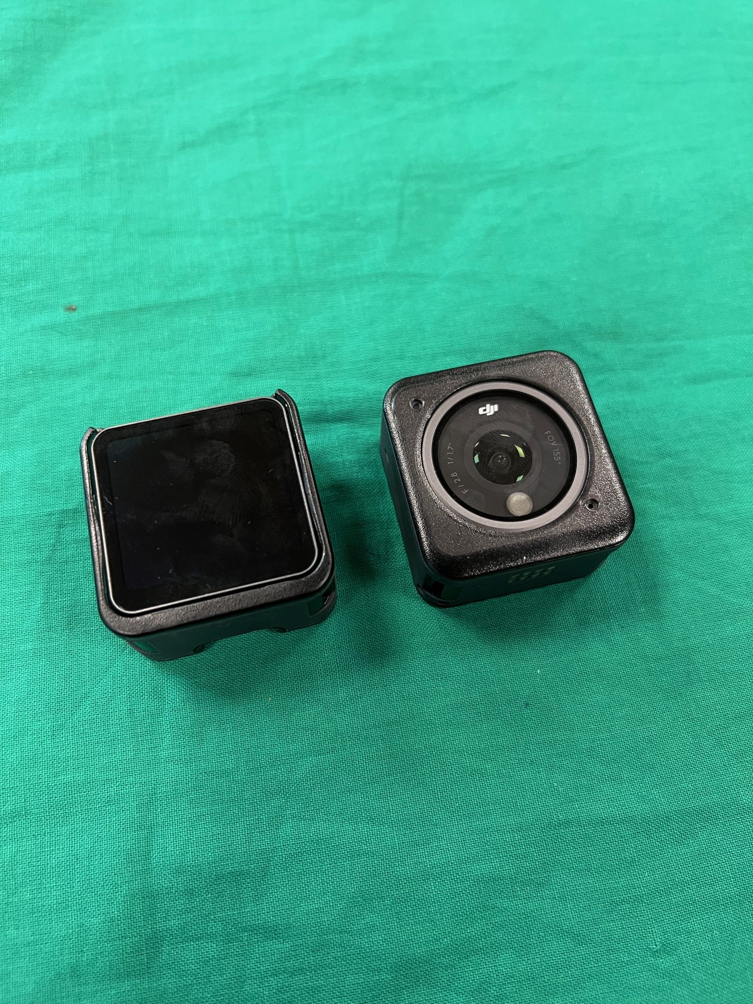 DJI Action 2 kétképernyős kombó kamera[32 GB], kiemelt kép