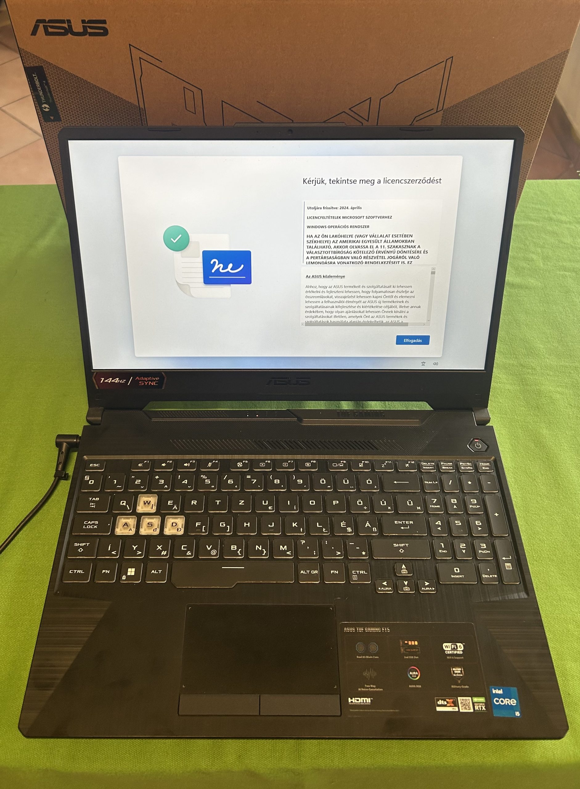 ASUS TUF Gaming F15 i5-11/16/256 Notebook, kiemelt kép