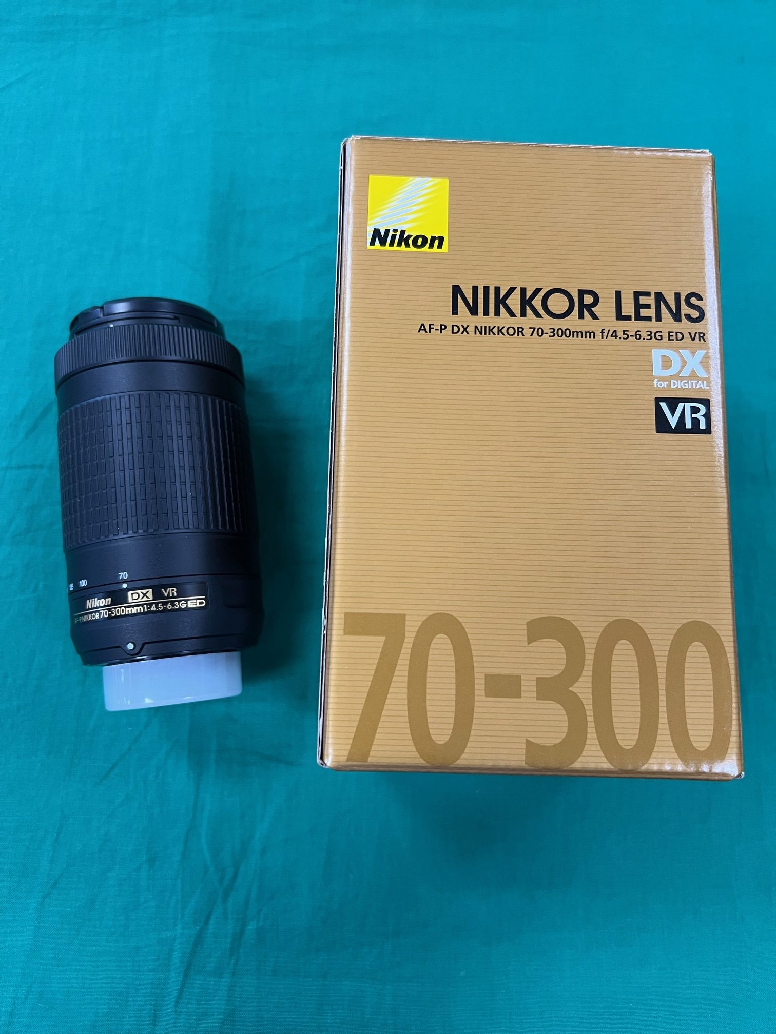 Nikon AF-P DX Nikkor 70-300mm f/4.5-6.3G ED VR objektív, kiemelt kép
