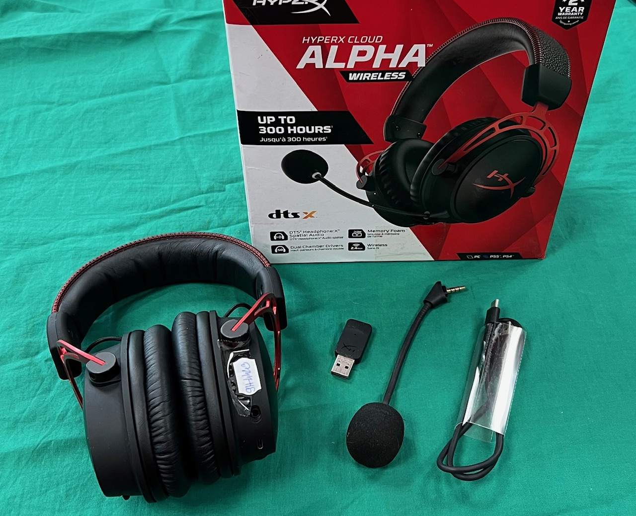 HP HyperX Cloud III vezeték nélküli fejhallgató A59YZAA/A59Z0AA, kiemelt kép