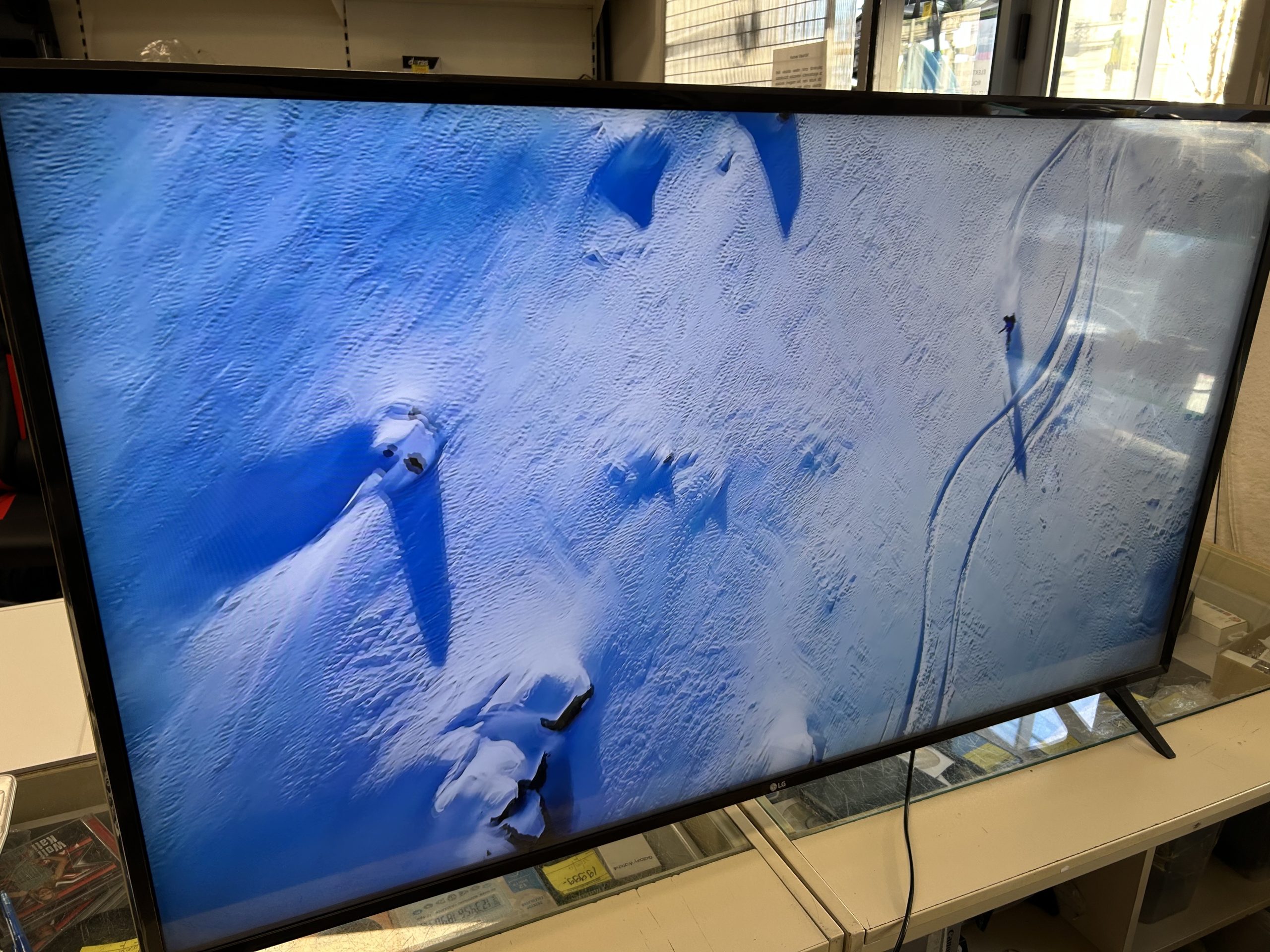 LG 55"4K LED okos TV 55UJ6307, kiemelt kép