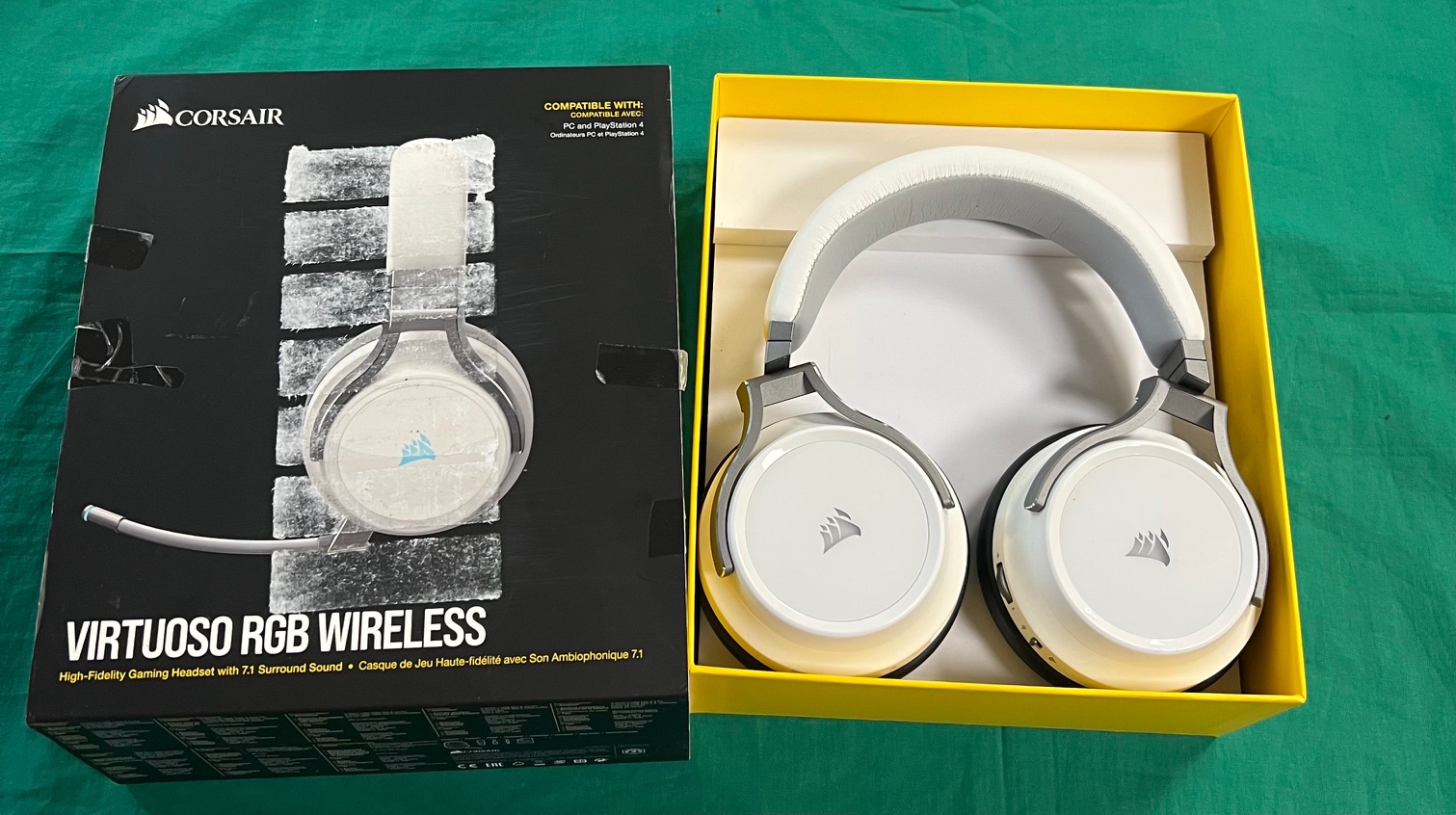 Corsair Virtuoso RGB vezeték nélküli gamer headset (CA-9011185/6-EU), kiemelt kép