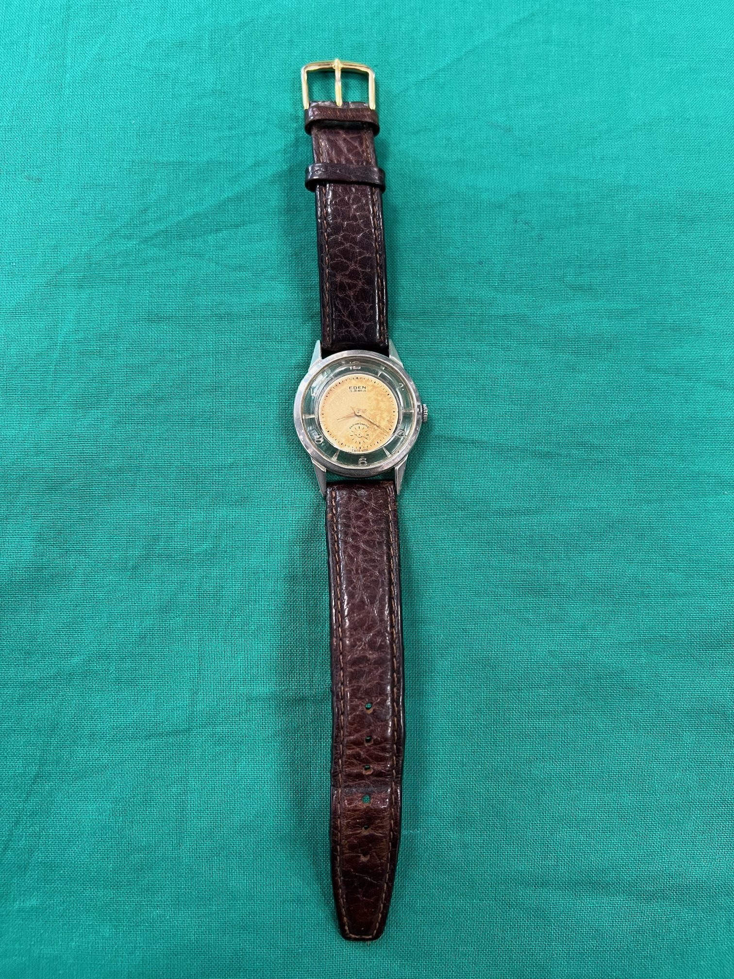 Eden 15 jewels férfi retro óra, kiemelt kép