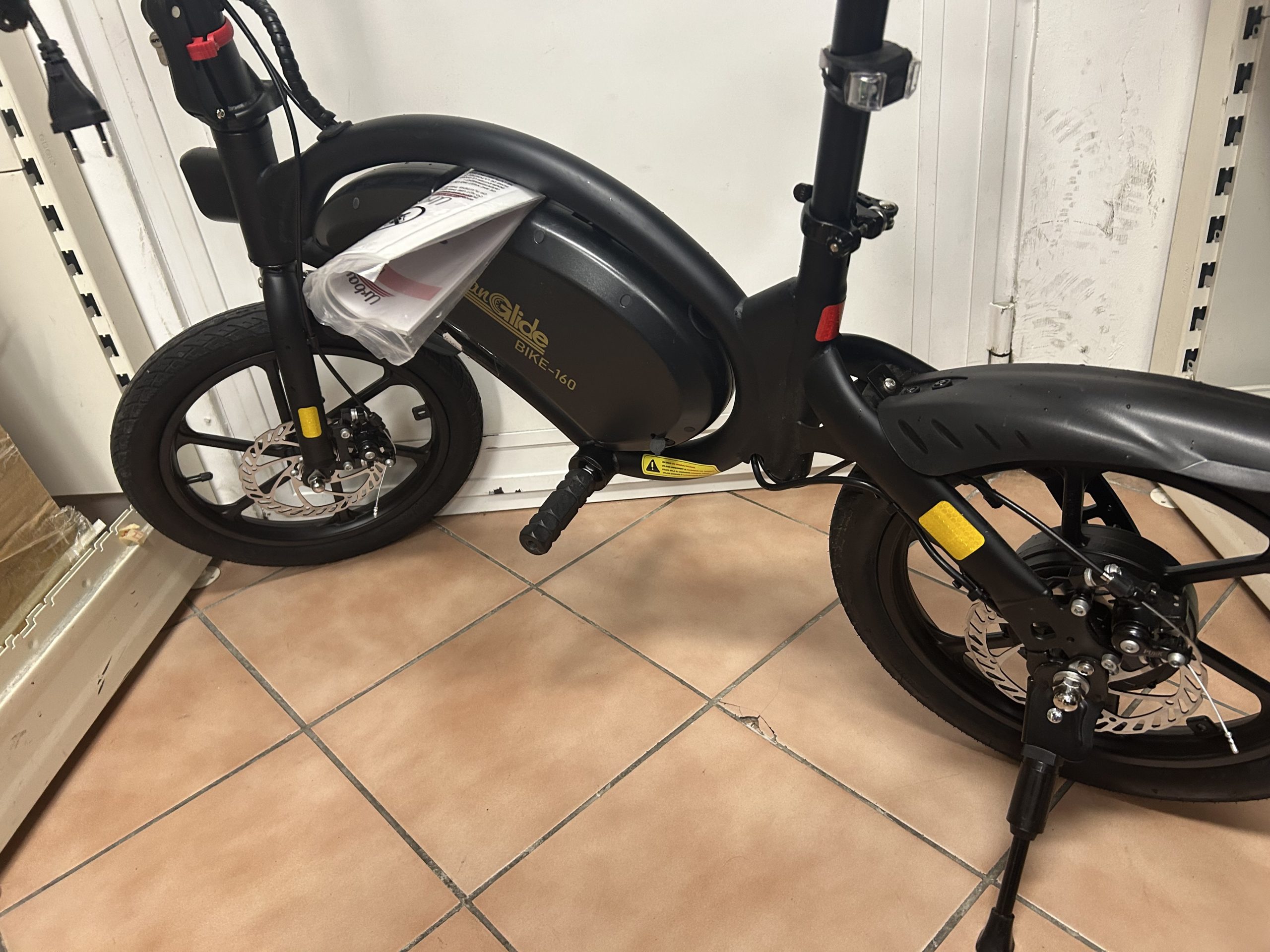 ÚJ UrbanGlide Bike160 összecsukható elektromos kerékpár, kiemelt kép