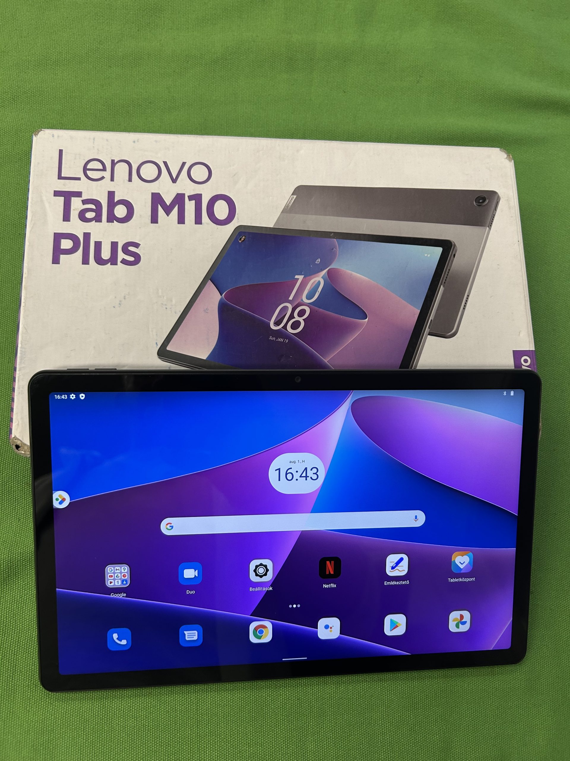 Lenovo TAB M10 Plus 4/64 tablet, kiemelt kép