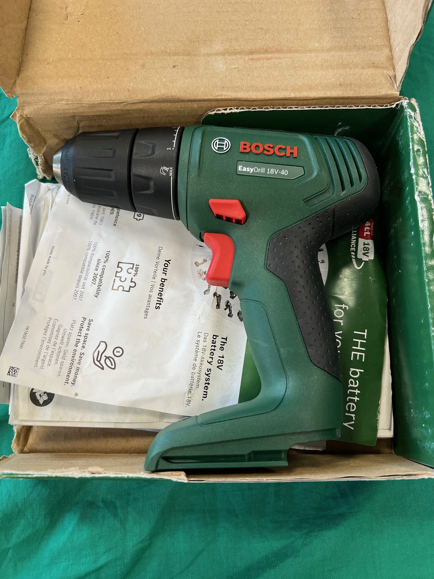 Bosch csavarozó/behajtó EasyDrill 18V-40, kiemelt kép