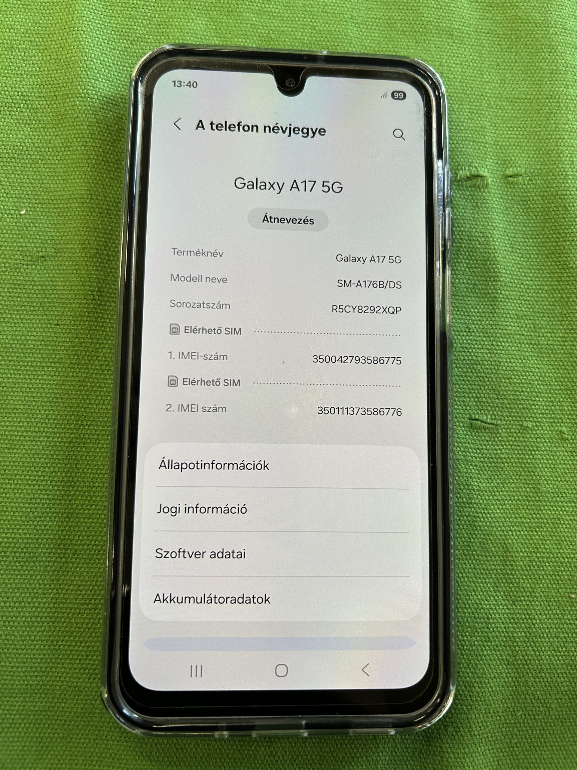 Samsung A17 mobiltelefon, kiemelt kép