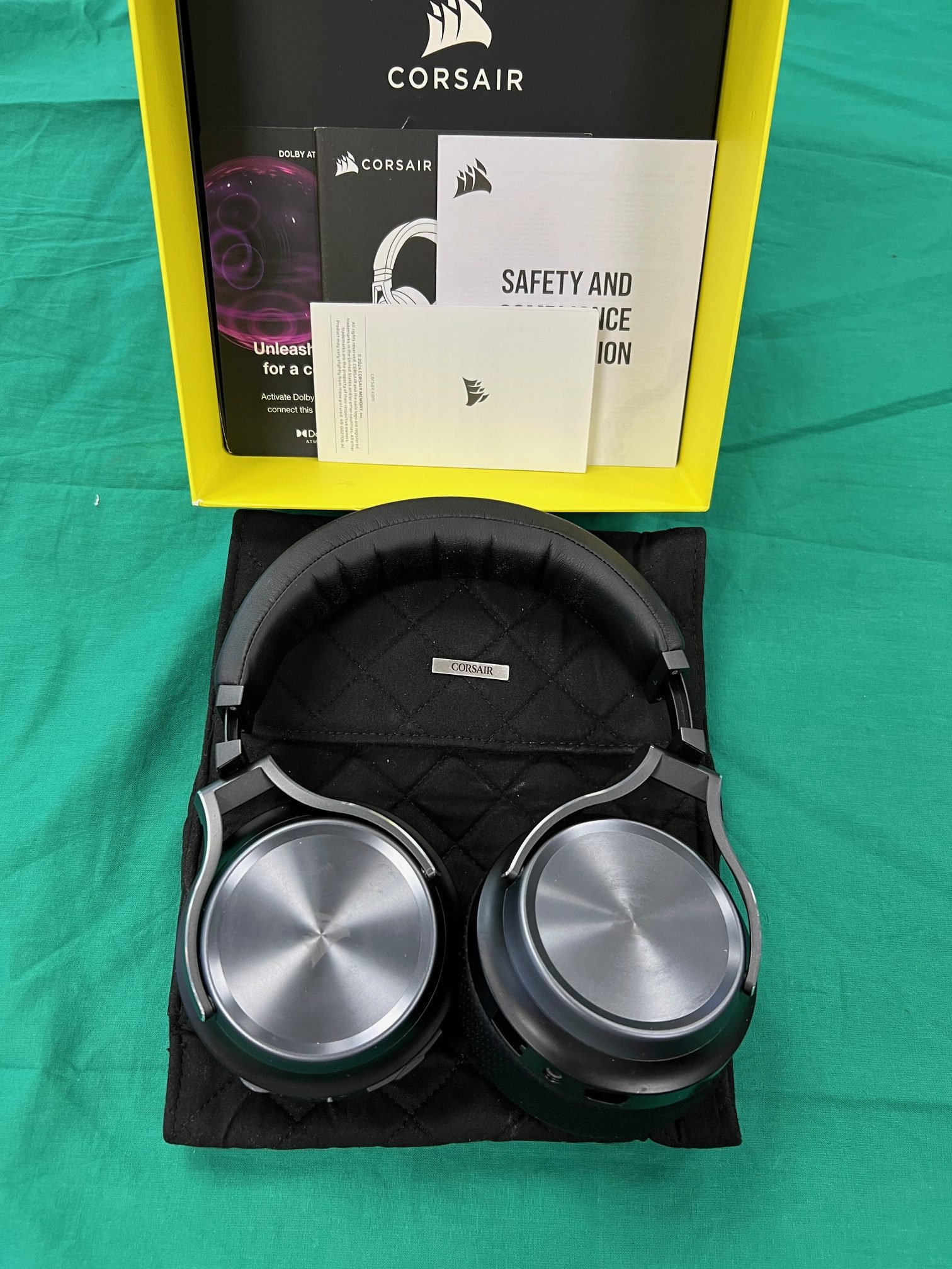 Corsair Virtuoso fejhallgató, RGB, vezeték nélküli, kiemelt kép