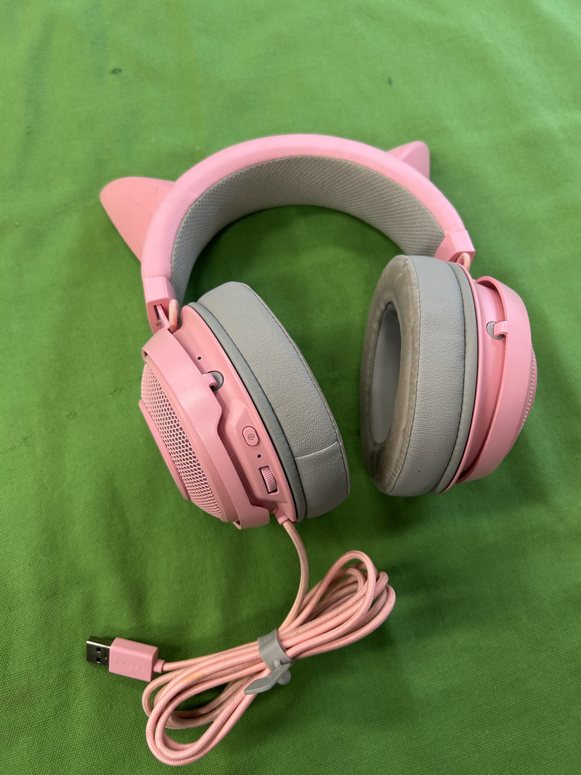 Razer Kraken Kitty edition vezetékes USB fejhallgató, kiemelt kép