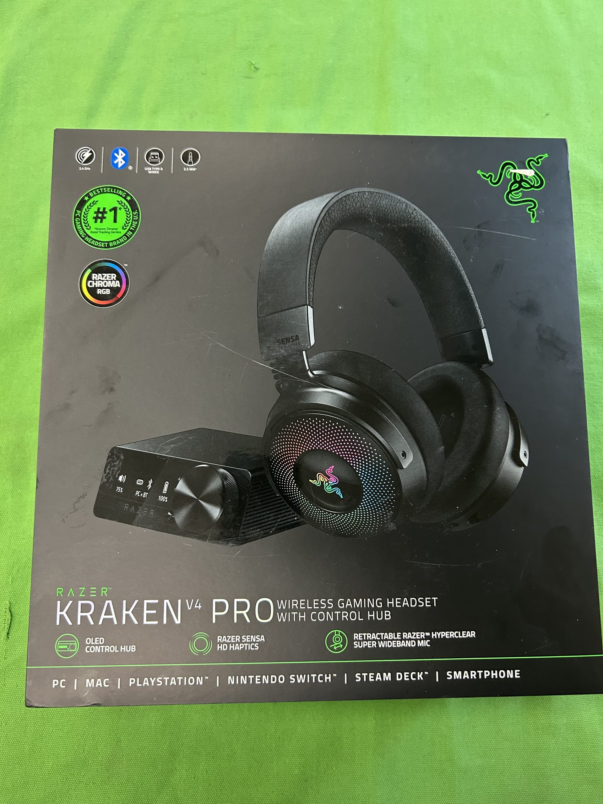 ÚJ Razer Kraken V4 Pro gamer fejhallgató, kiemelt kép