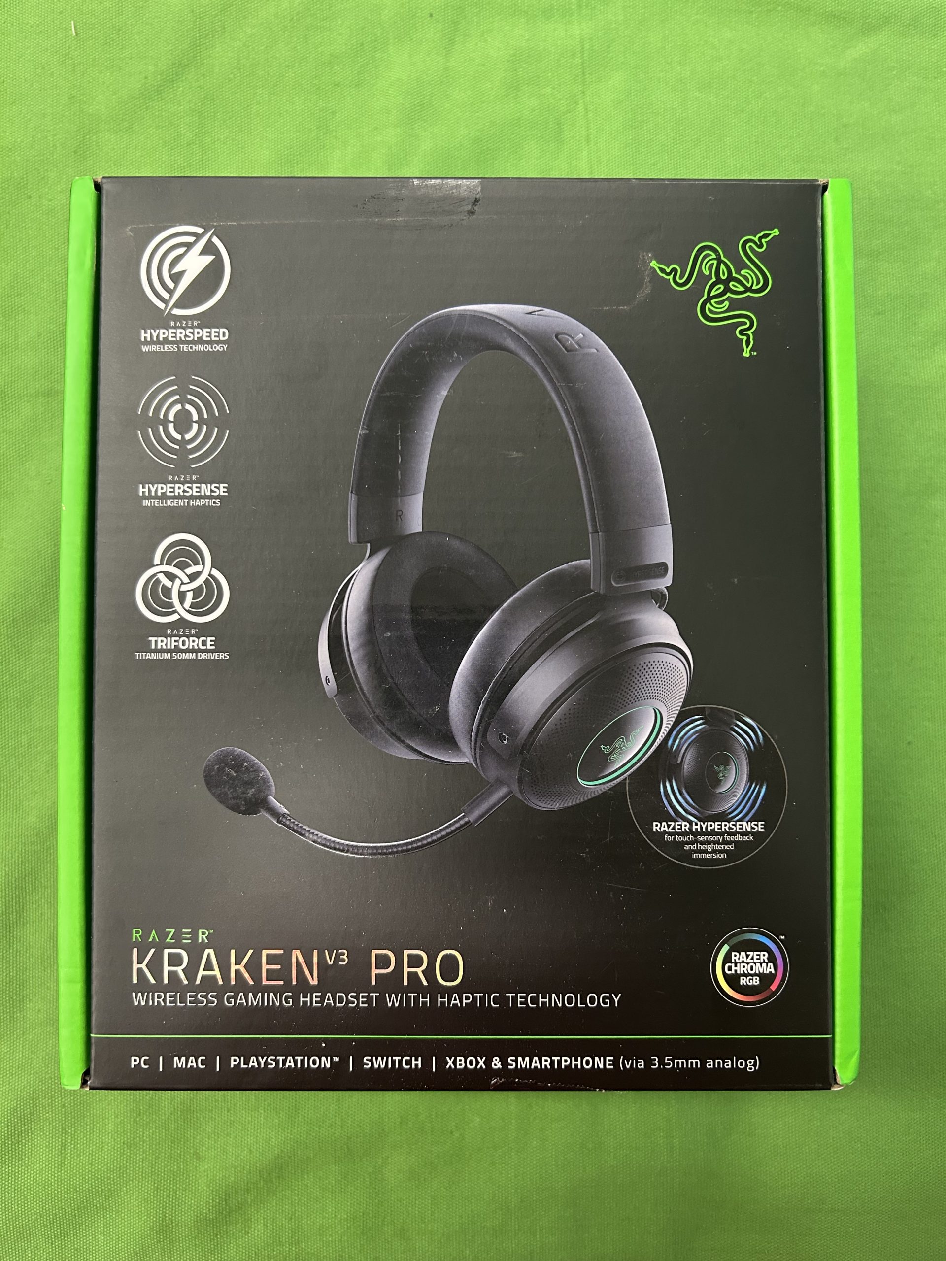 Razer Kraken v3 pro vezeték nélküli gamer fejhallgató, kiemelt kép