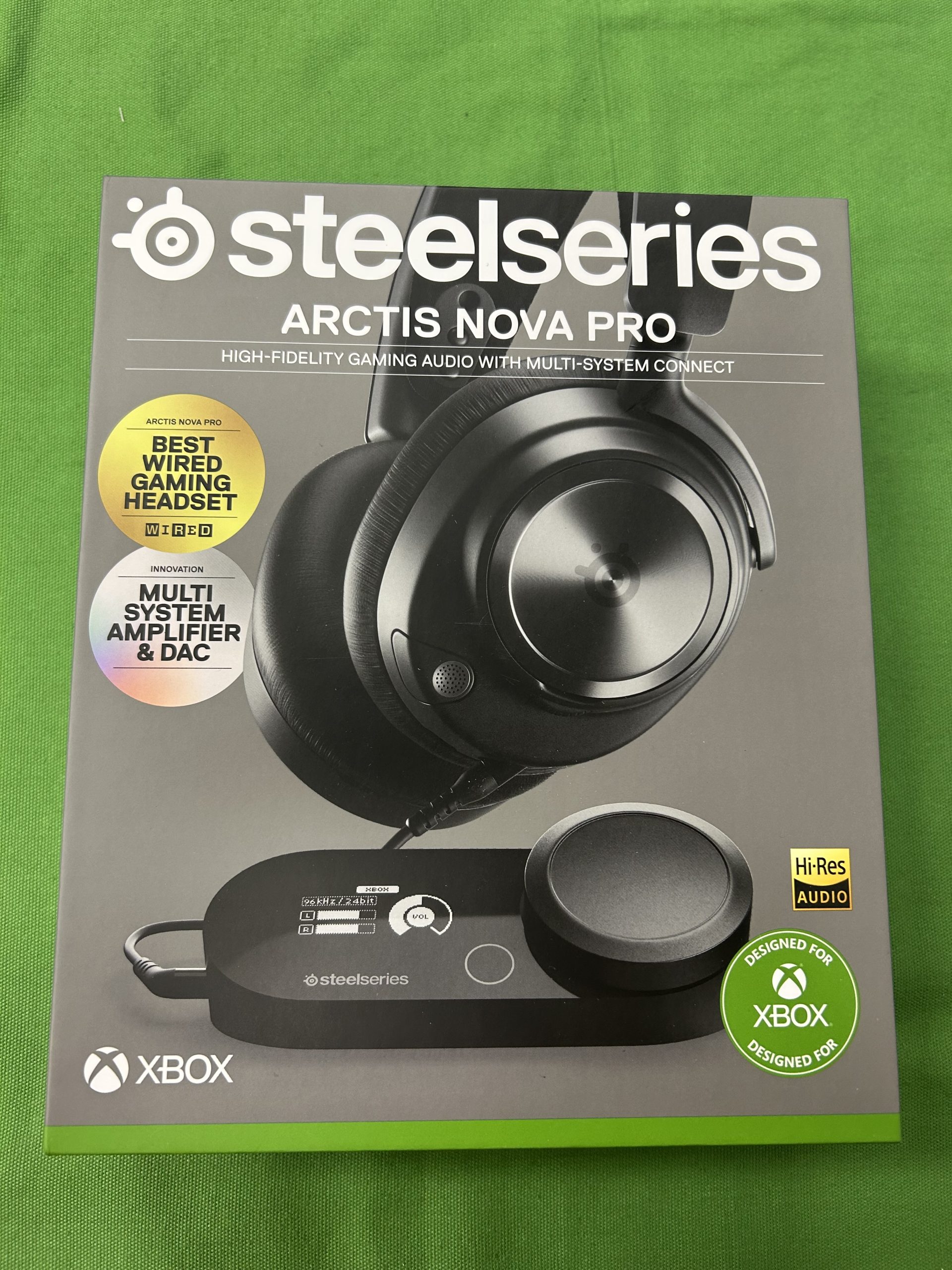 SteelSeries Arctis Nova Pro vezetékes gamer fejhallgató, kiemelt kép