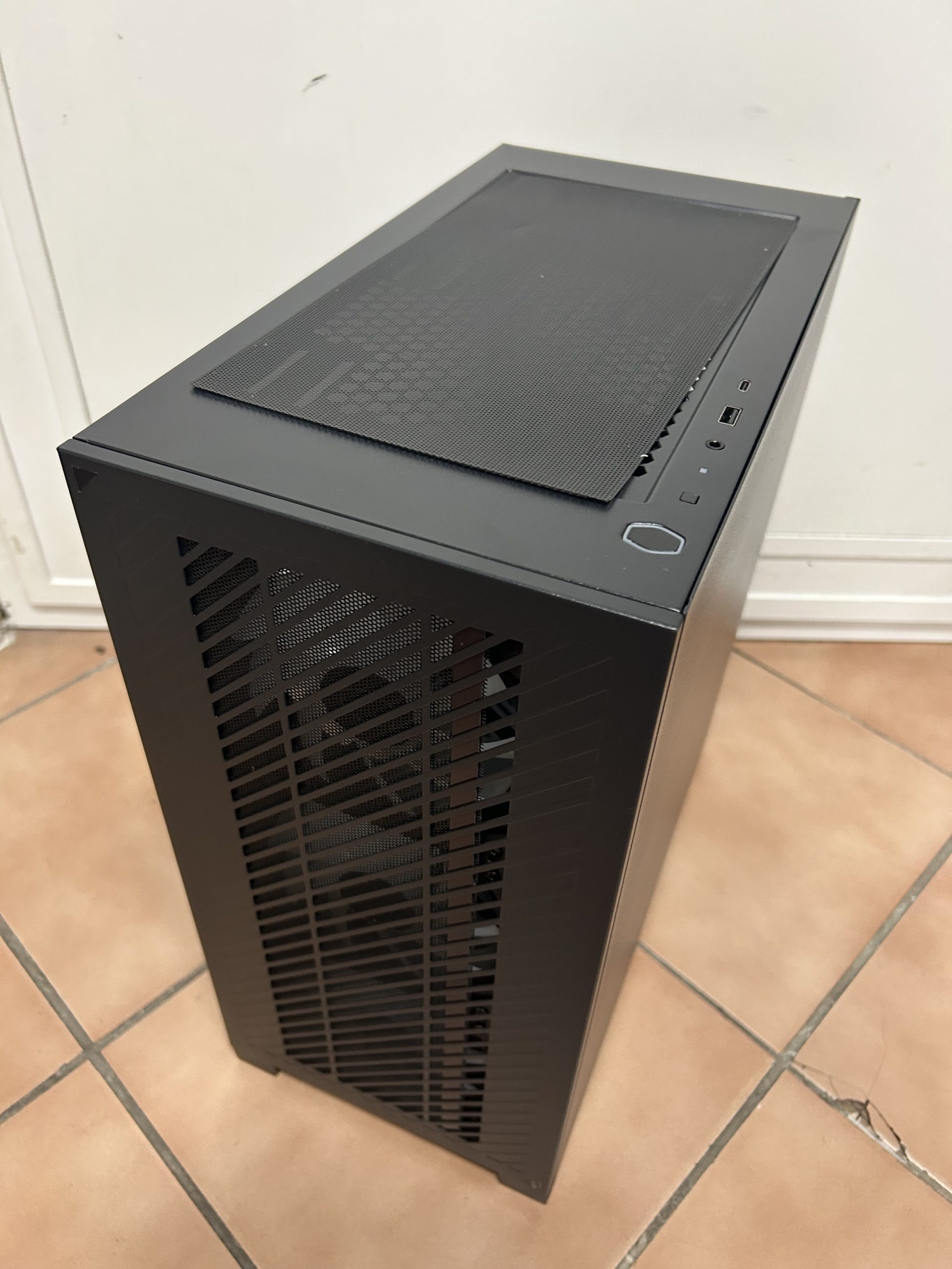 ÚJ Cooler Master Elite 310 pc ház, számítógépház, kiemelt kép