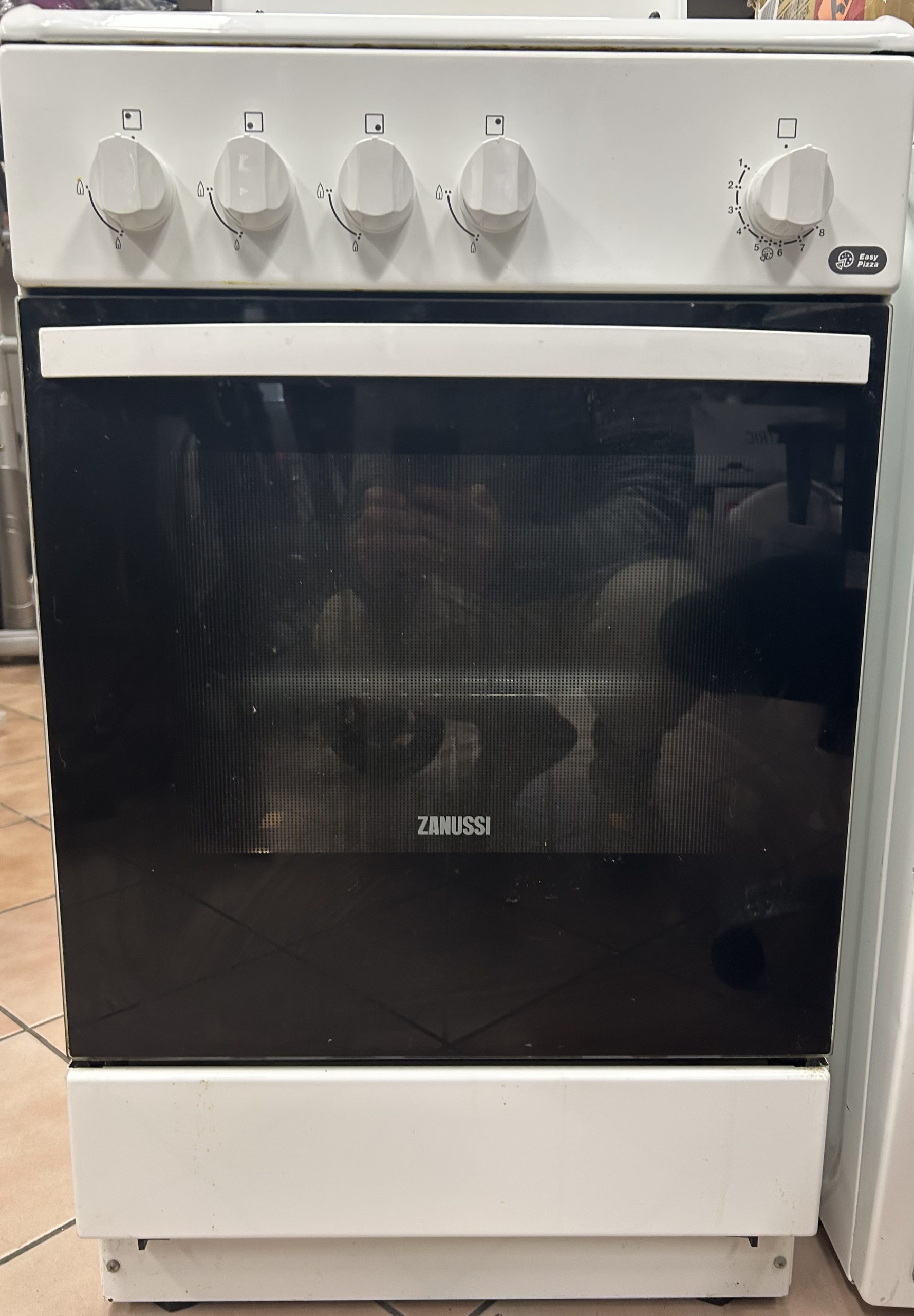 Zanussi ZCG510J1WA Tűzhely, kiemelt kép