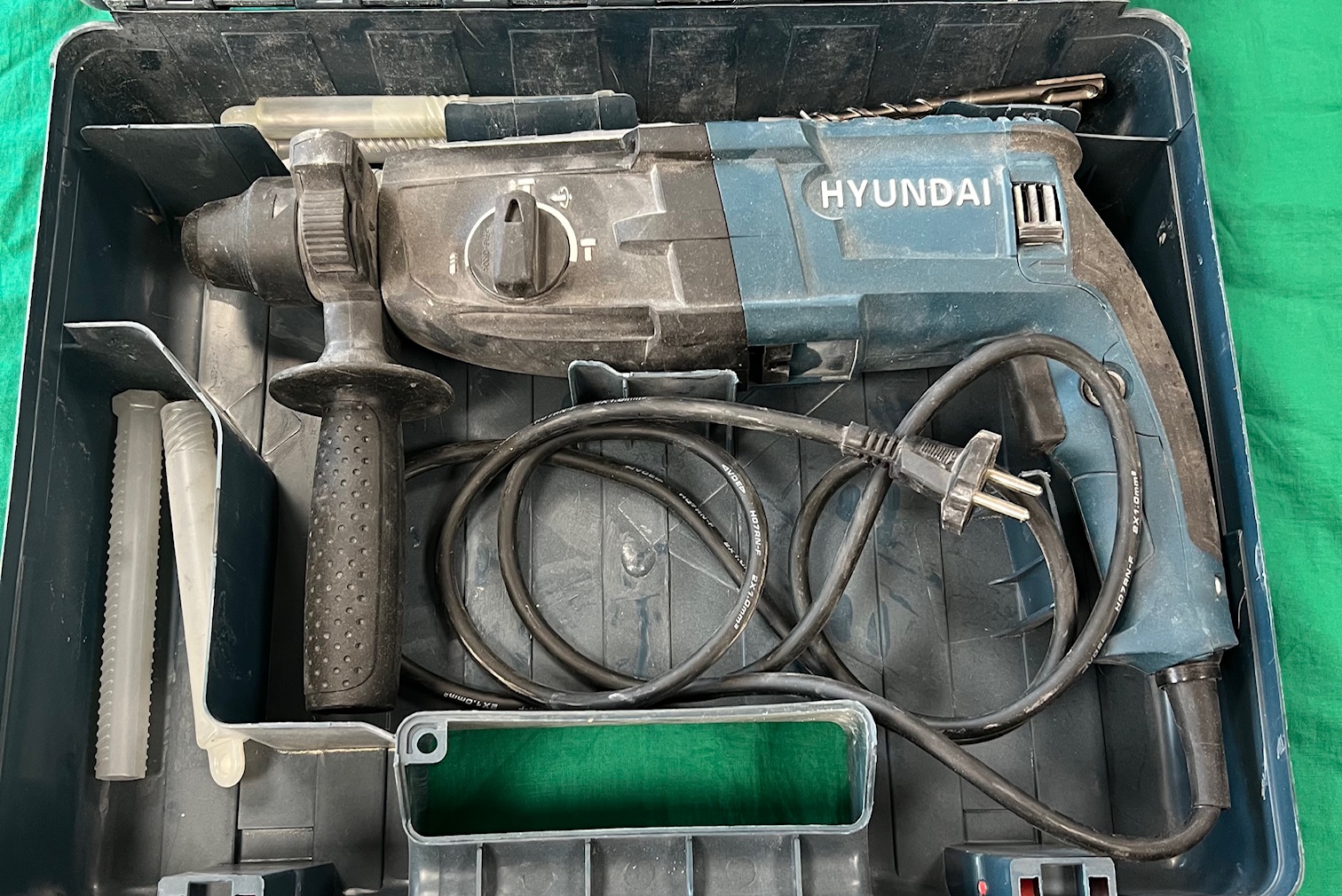 Hyundai Fúrókalapács, vésőkalapács HYD-3205A, kiemelt kép