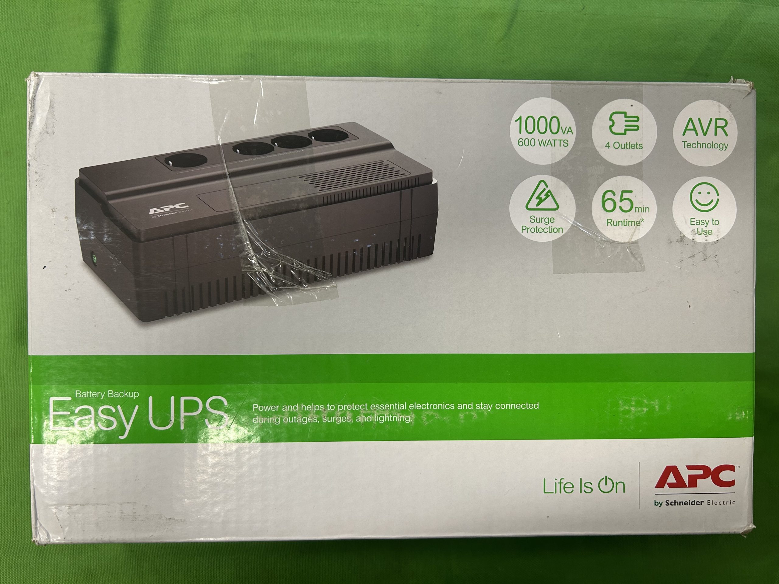 Új! Szünetmentes tápegység APC Line-interaktív 1000VA, kiemelt kép