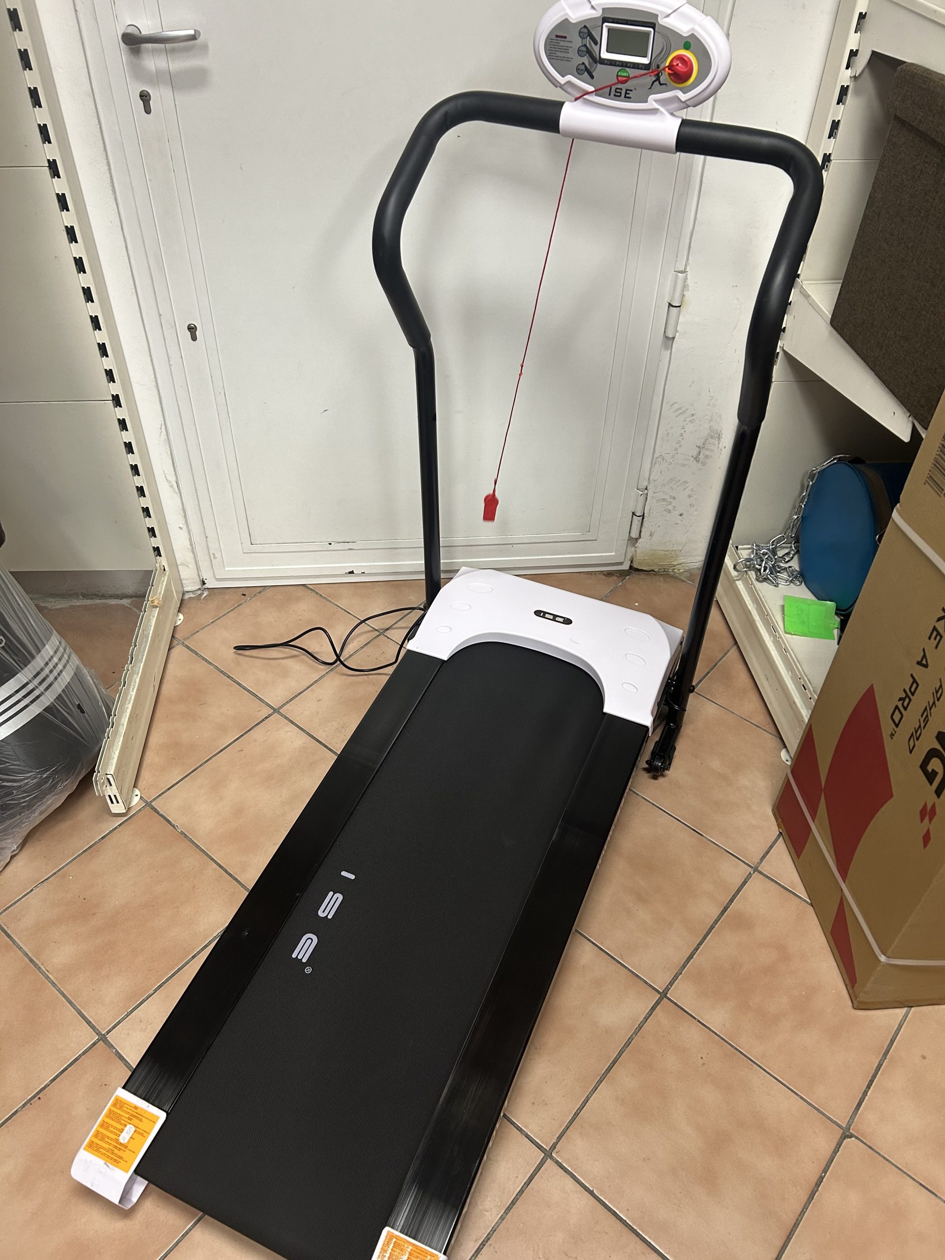 ÚJ! ISE SY-1001 futópad, elektromos, 4 program, 102x32cm, kiemelt kép