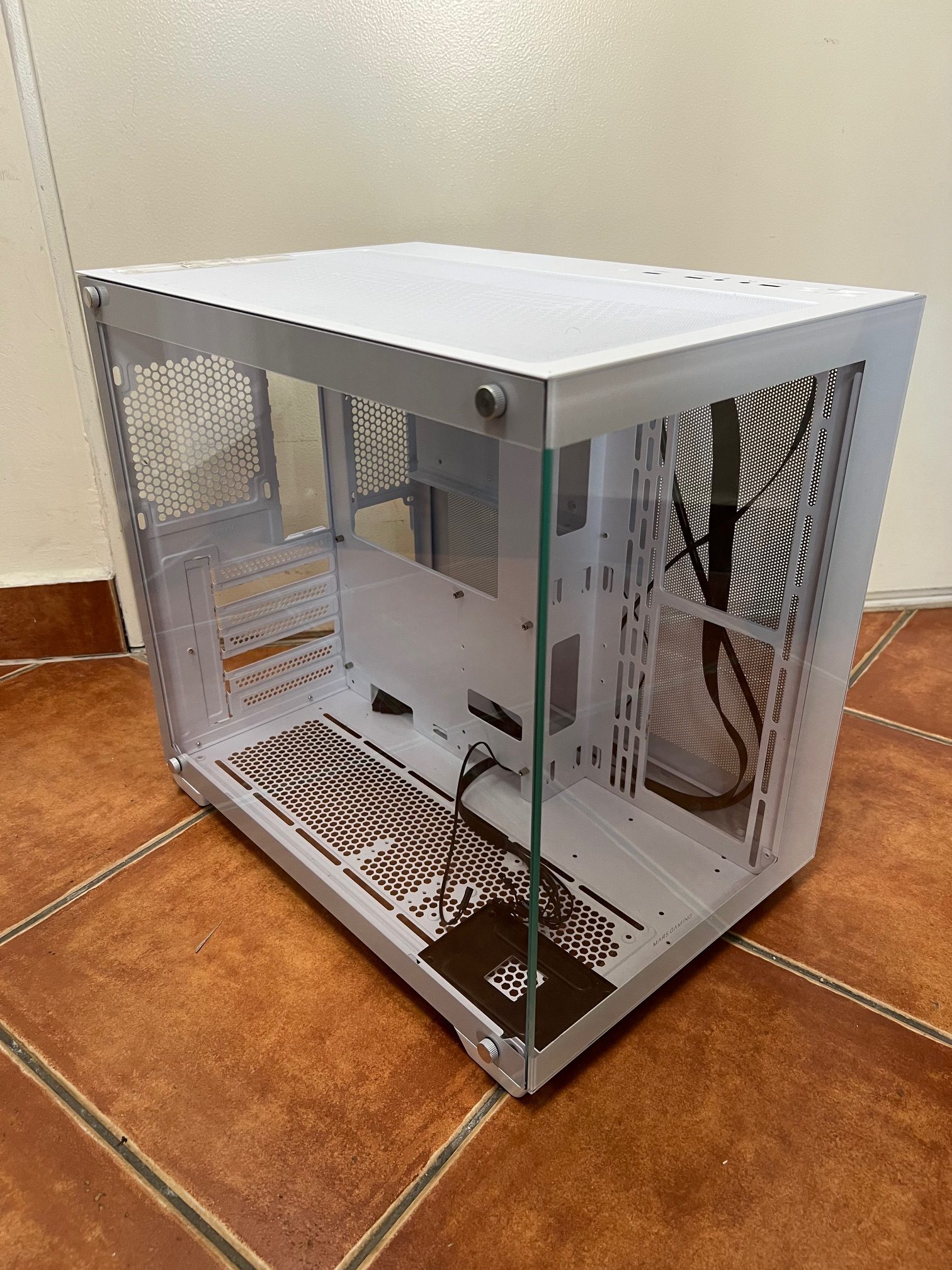 Új Mars gaming mcv4 pc számítógép ház, kiemelt kép