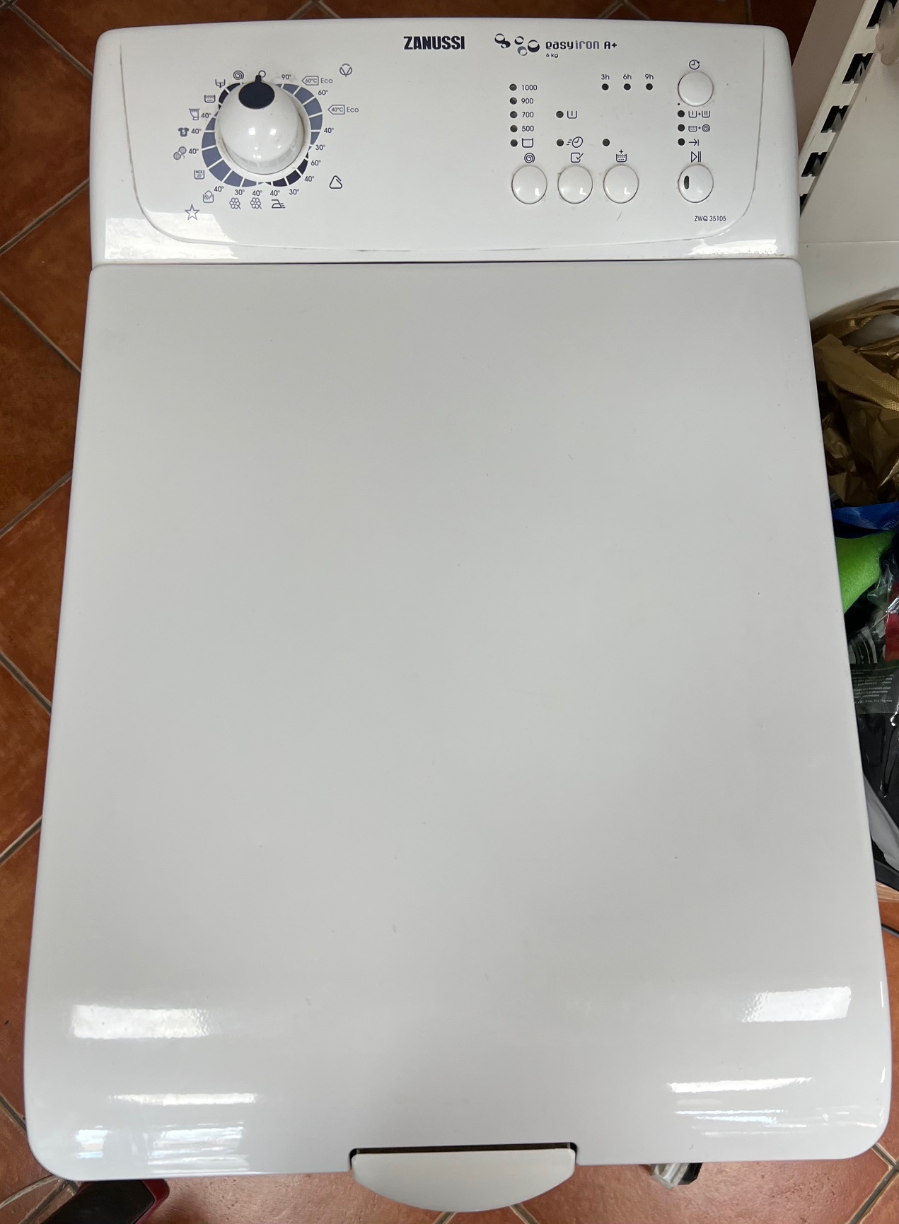 Zanussi felültöltős mosógép (ZWQ35105), kiemelt kép