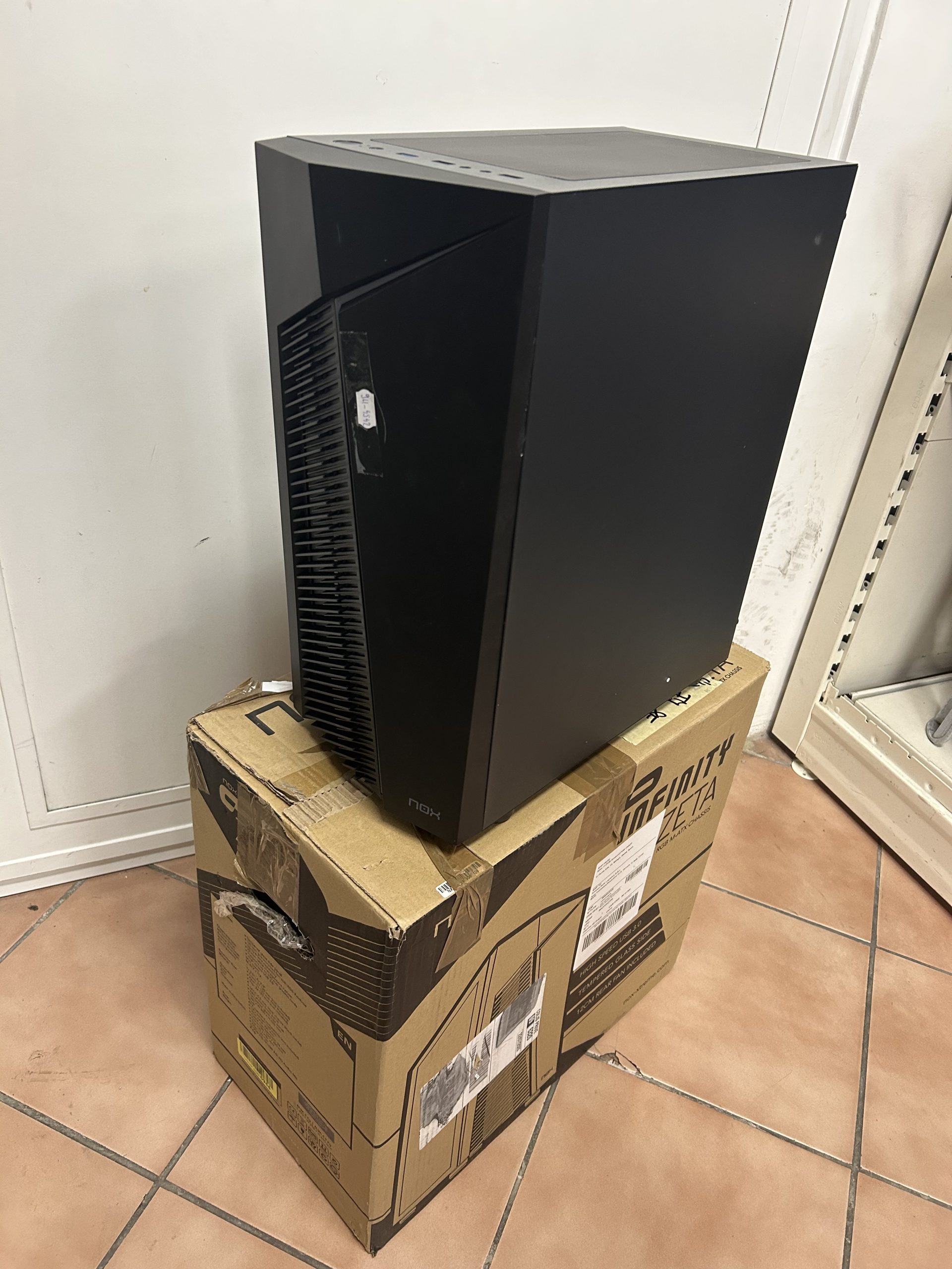 Új, Infinity Zeta rgb pc ház, számítógépház, kiemelt kép