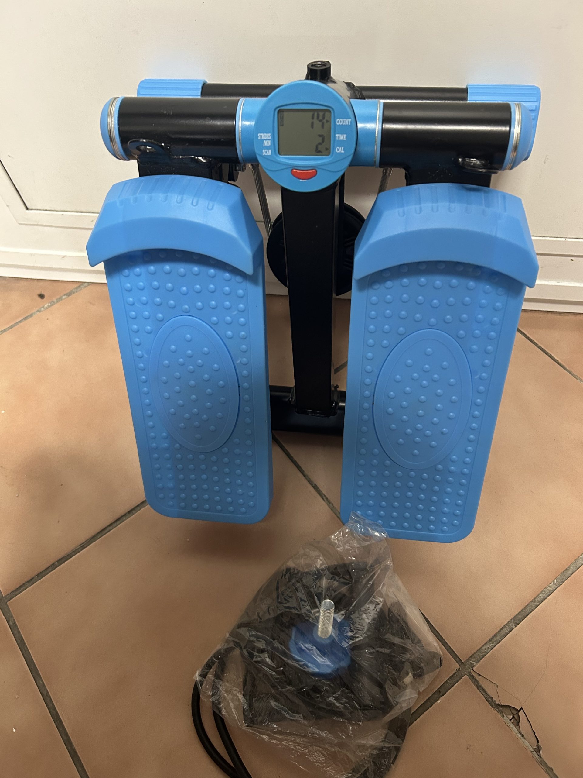 Új Relaxdays taposó gép, kiemelt kép