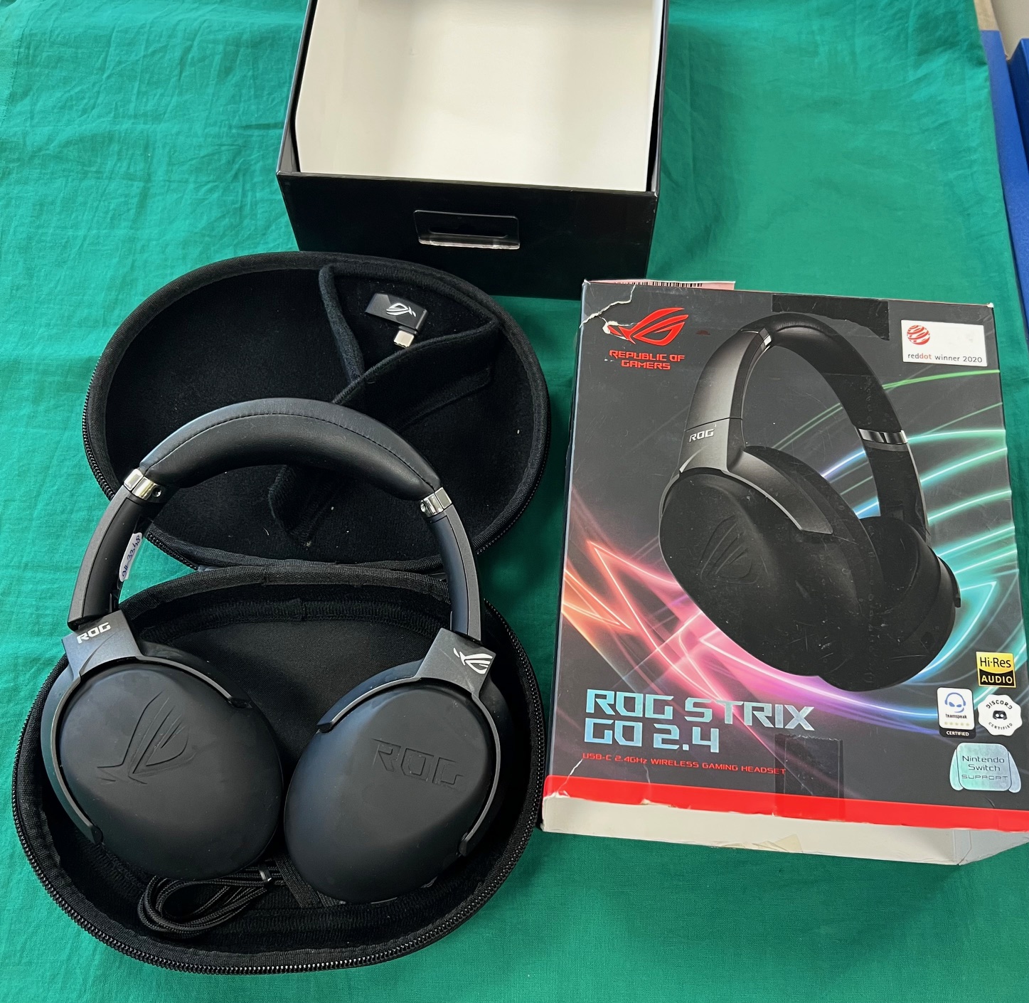 ASUS ROG Strix Go 2.4 gamer headset (90YH01X1-B3UA00), kiemelt kép