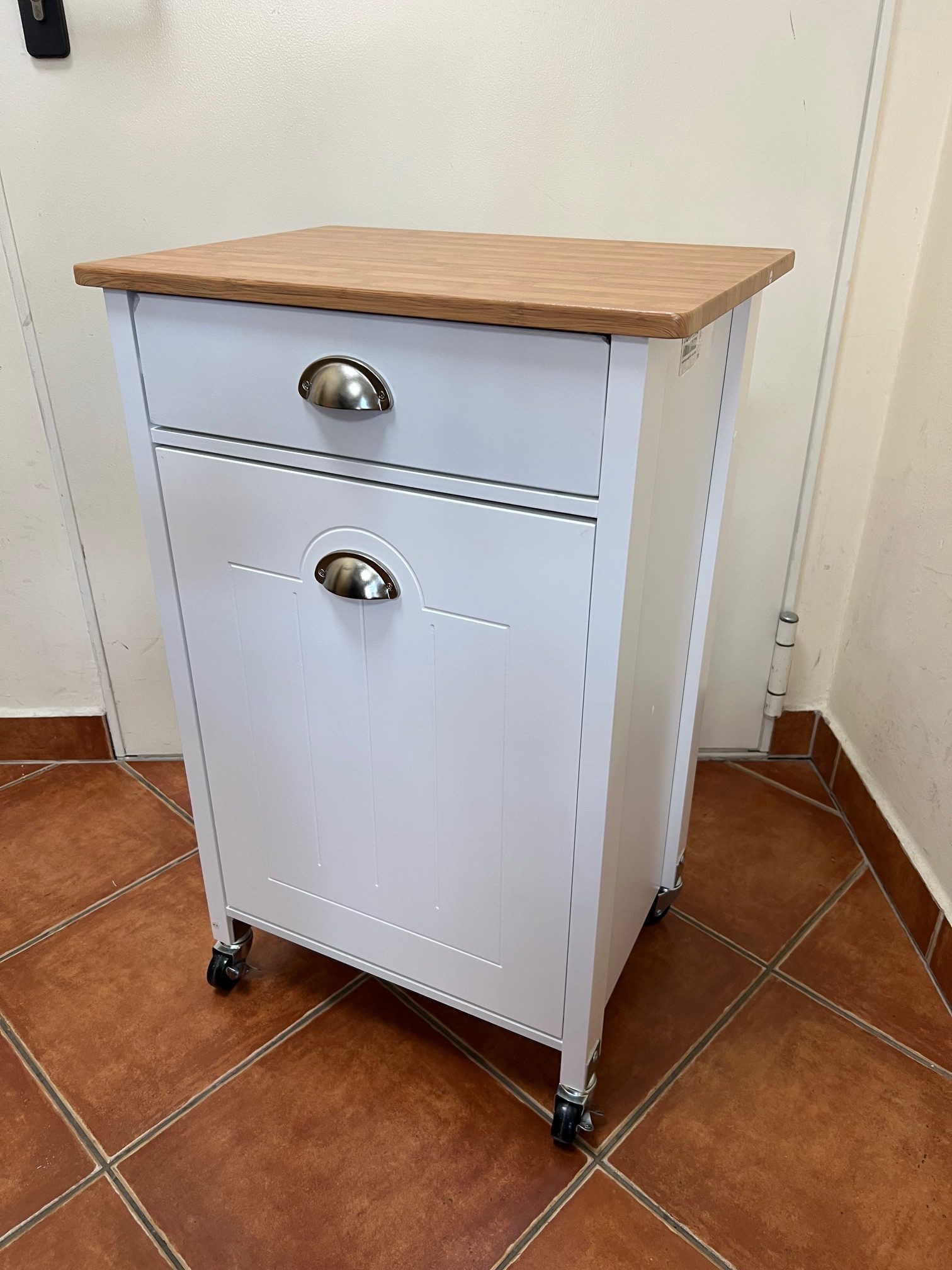 Új! Kesper fa konyhai zsúrkocsi, fehér, 79 cm, kiemelt kép