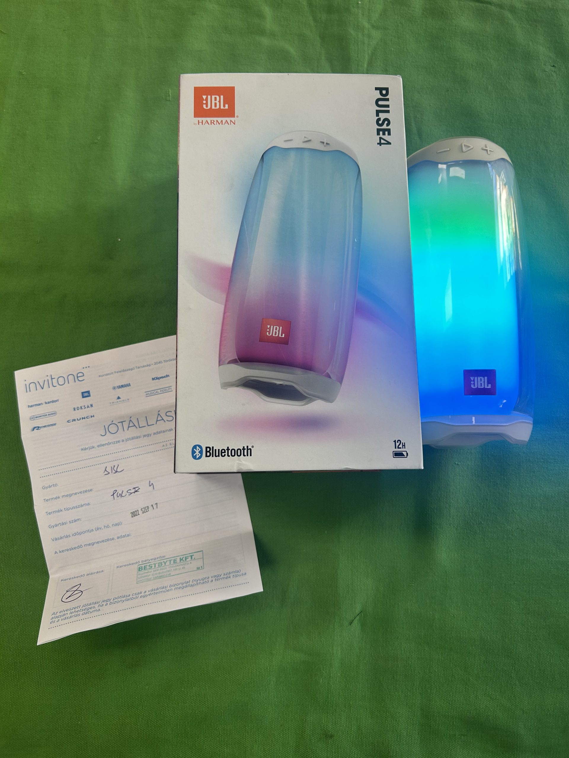 JBL Pulse 4 bluetooth hangszóró, kiemelt kép