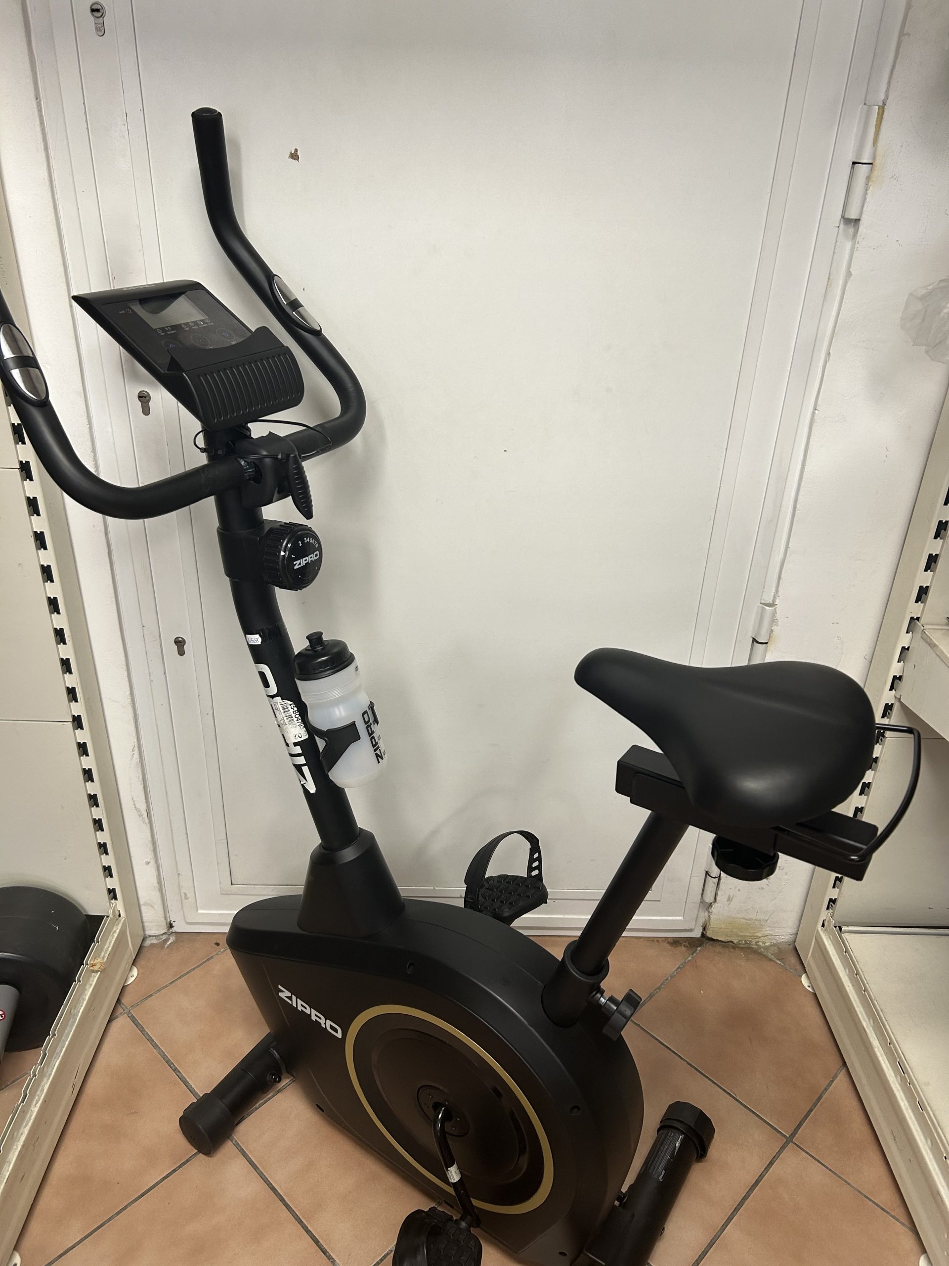 Zipro szobakerékpár, kiemelt kép