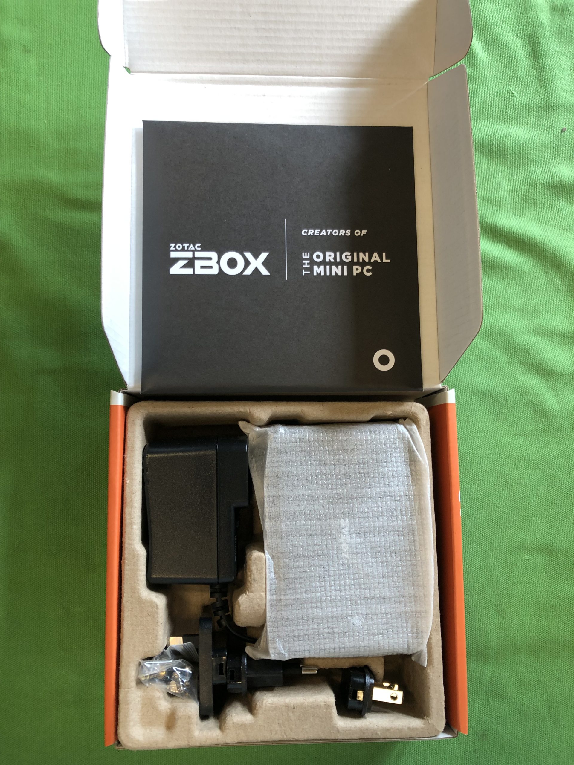 ÚJ Zotac ZBox PI335 pico MINI PC 4/32G, kiemelt kép