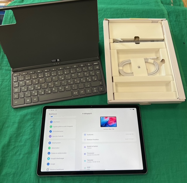Lenovo Idea Tab + Toll + Billentyűzet, kiemelt kép