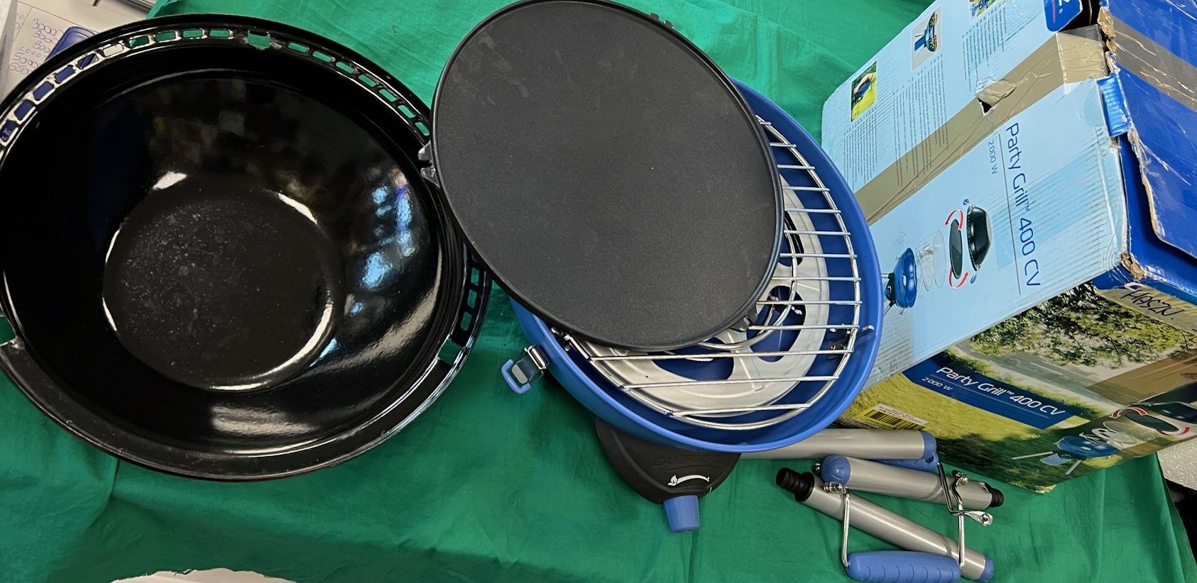 Campingaz Party Grill 400 CV, hordozható gázgrill, kiemelt kép