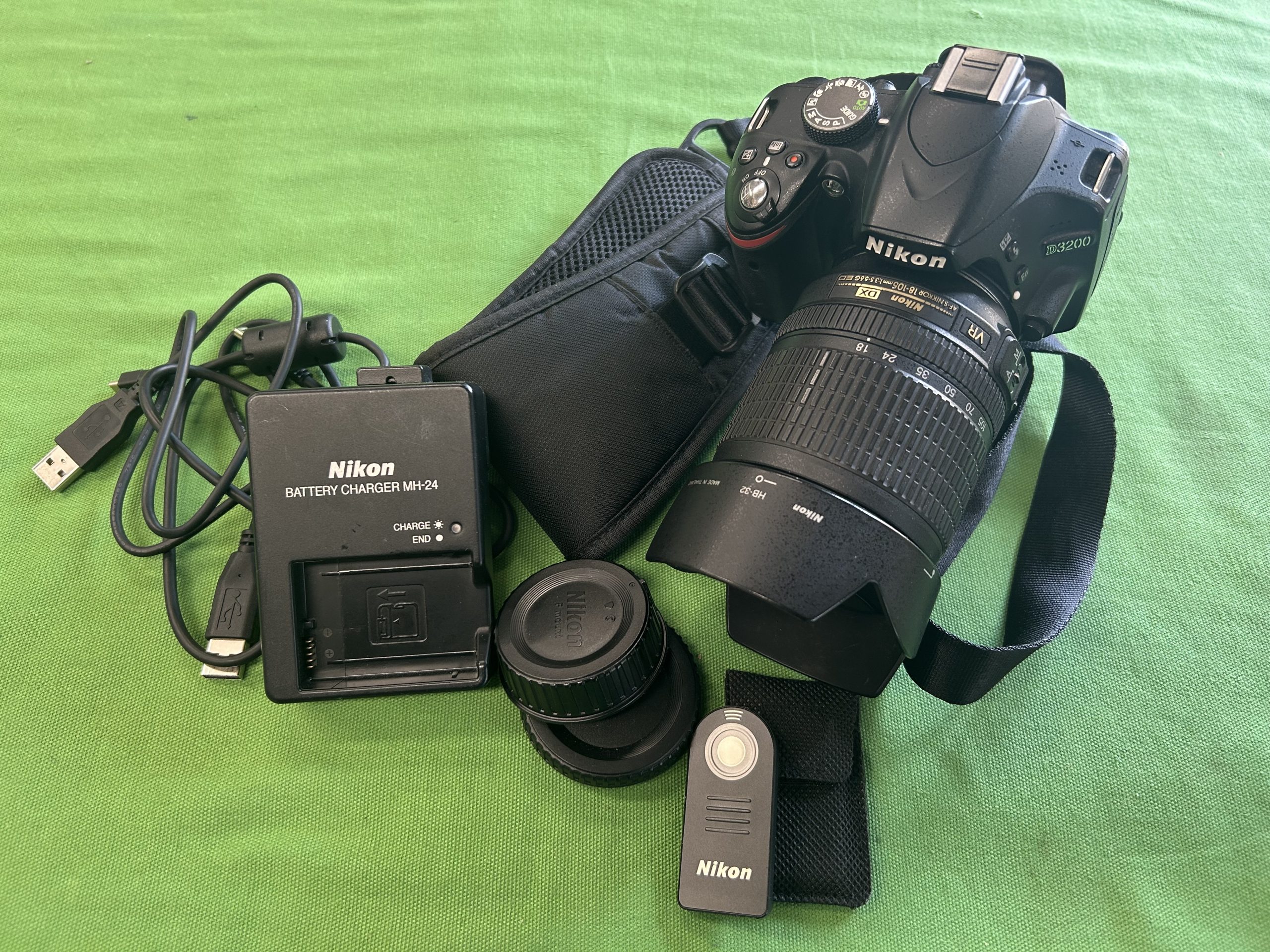 NIKON D3200 + 18-105 DX ED fényképezőgép objektívvel, kiemelt kép