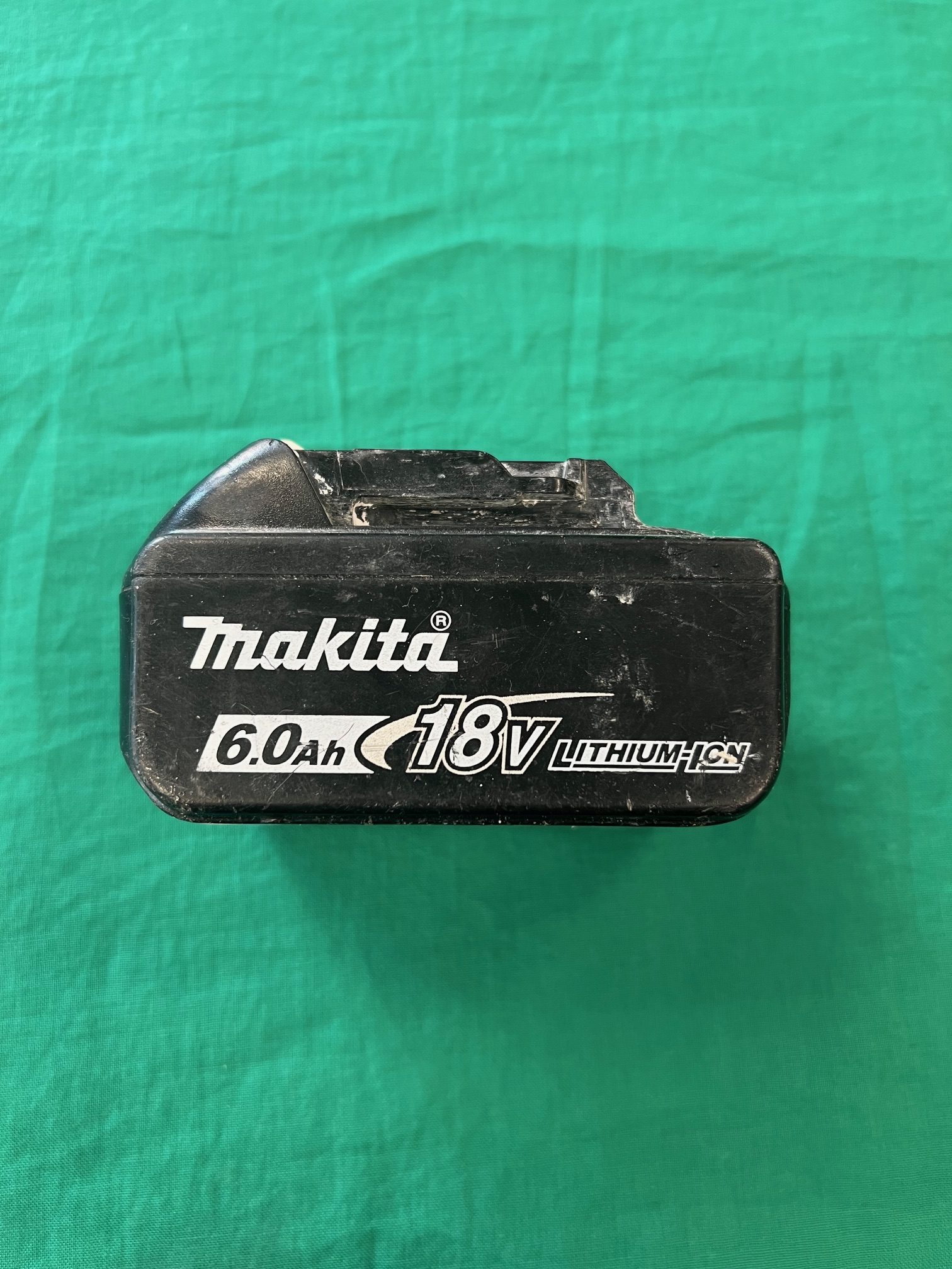 Makita akkumulátor BL1860B, kiemelt kép