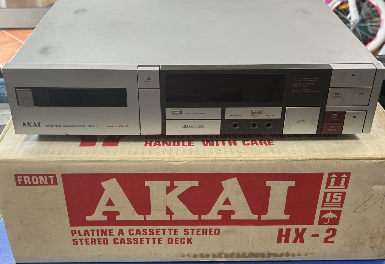 Akai HX2 kazettás deck, kiemelt kép