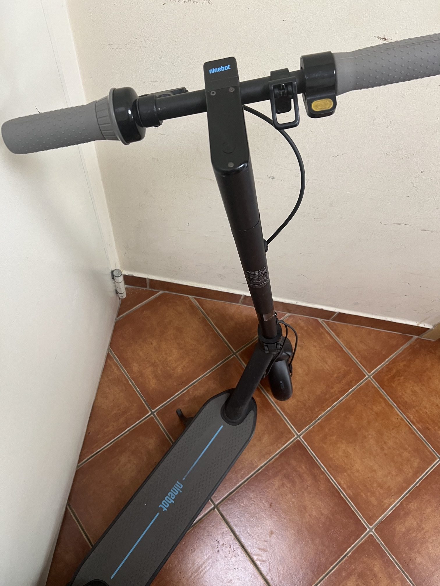 Ninebot Max G30D II elektromos roller 30km/h, kiemelt kép