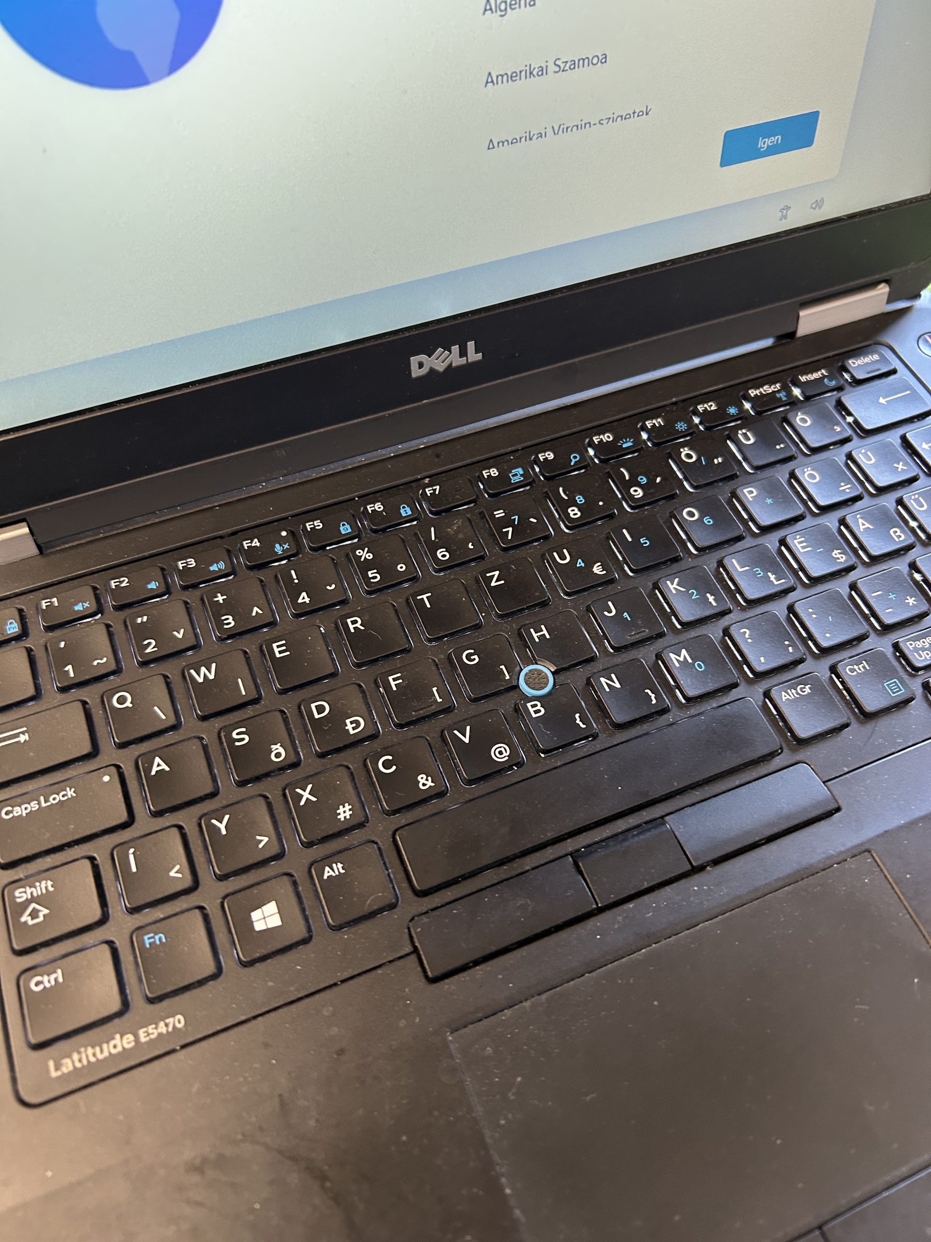 Dell laptop i5 6.gen 12/256Gb, kiemelt kép