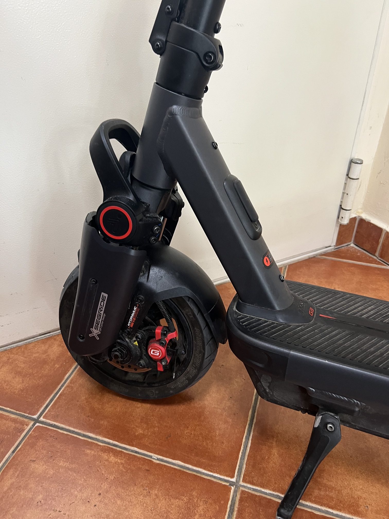 Ninebot Max 3 ElektromosRoller 40km/h, kiemelt kép