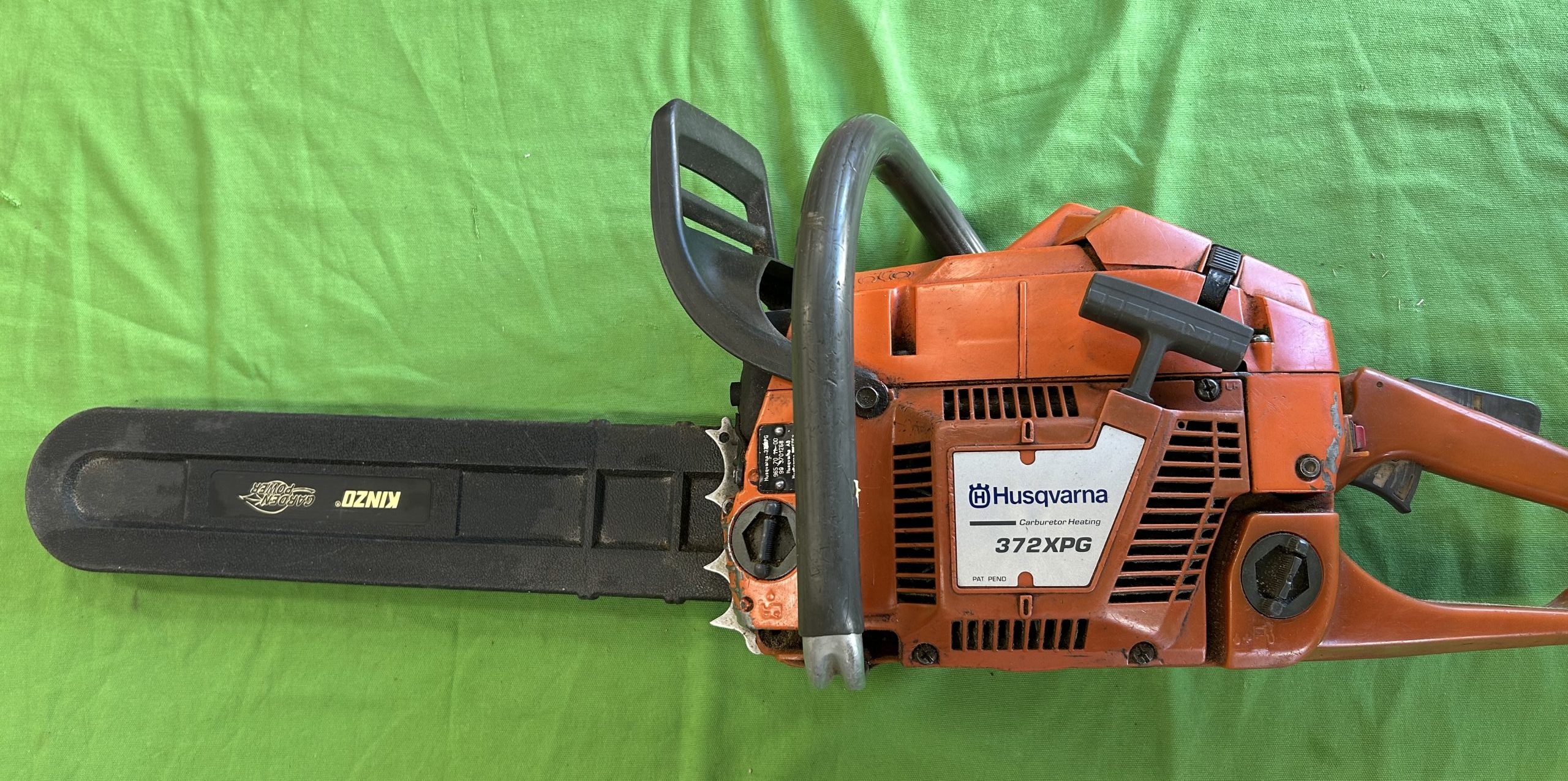 Husqvarna 372 XPG Benzines láncfűrész, kiemelt kép
