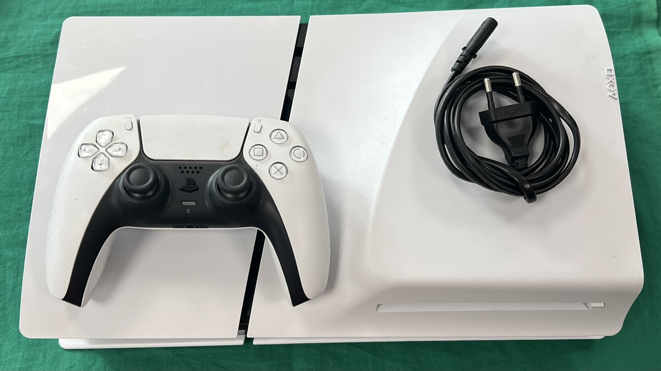 Sony PlayStation 5  (PS5), kiemelt kép