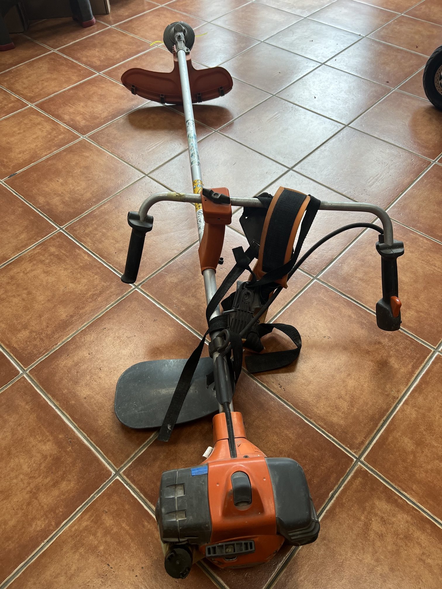 Husqvarna 535RX fűkasza, kiemelt kép