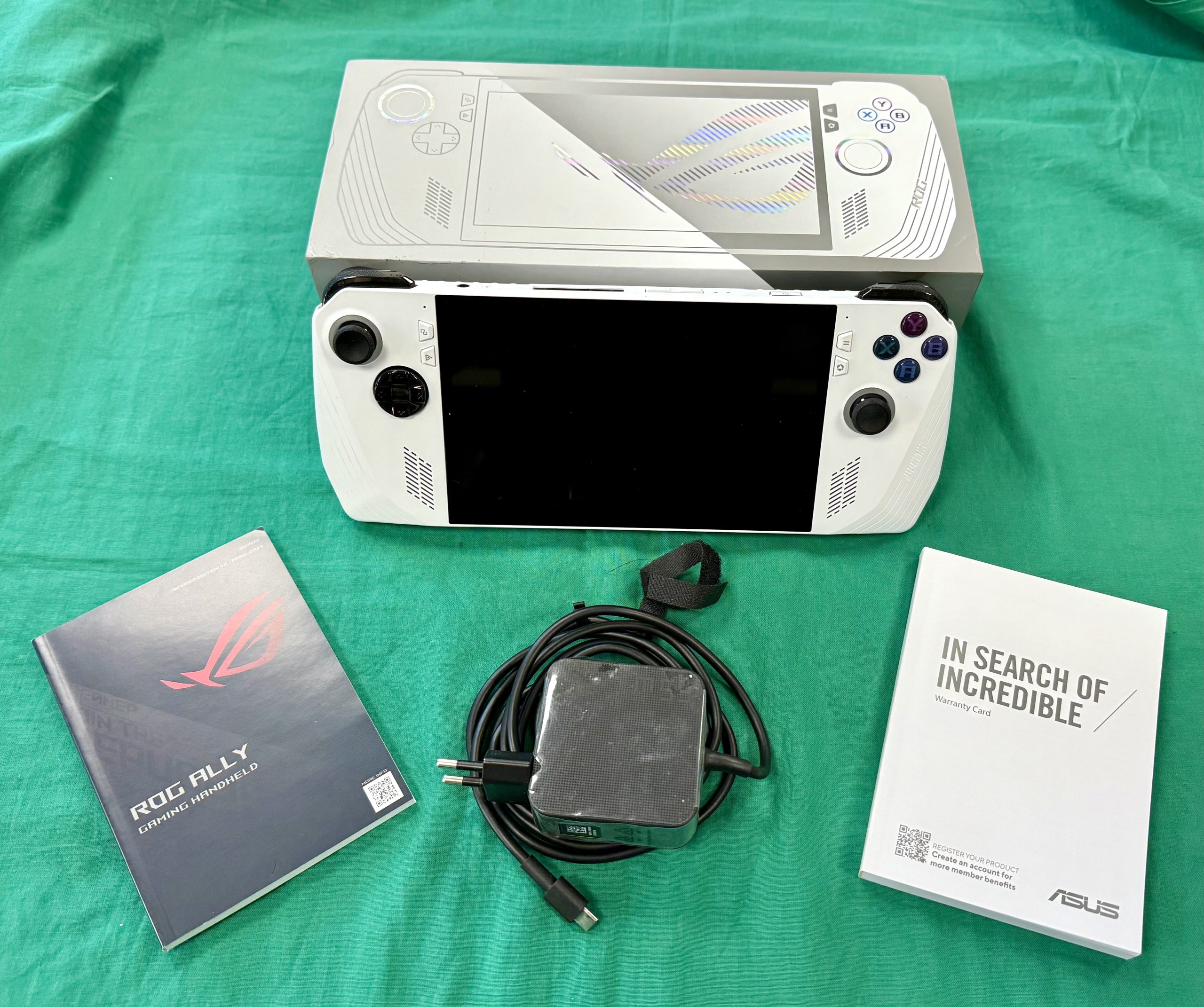 ASUS ROG Ally konzol RC71L, kiemelt kép