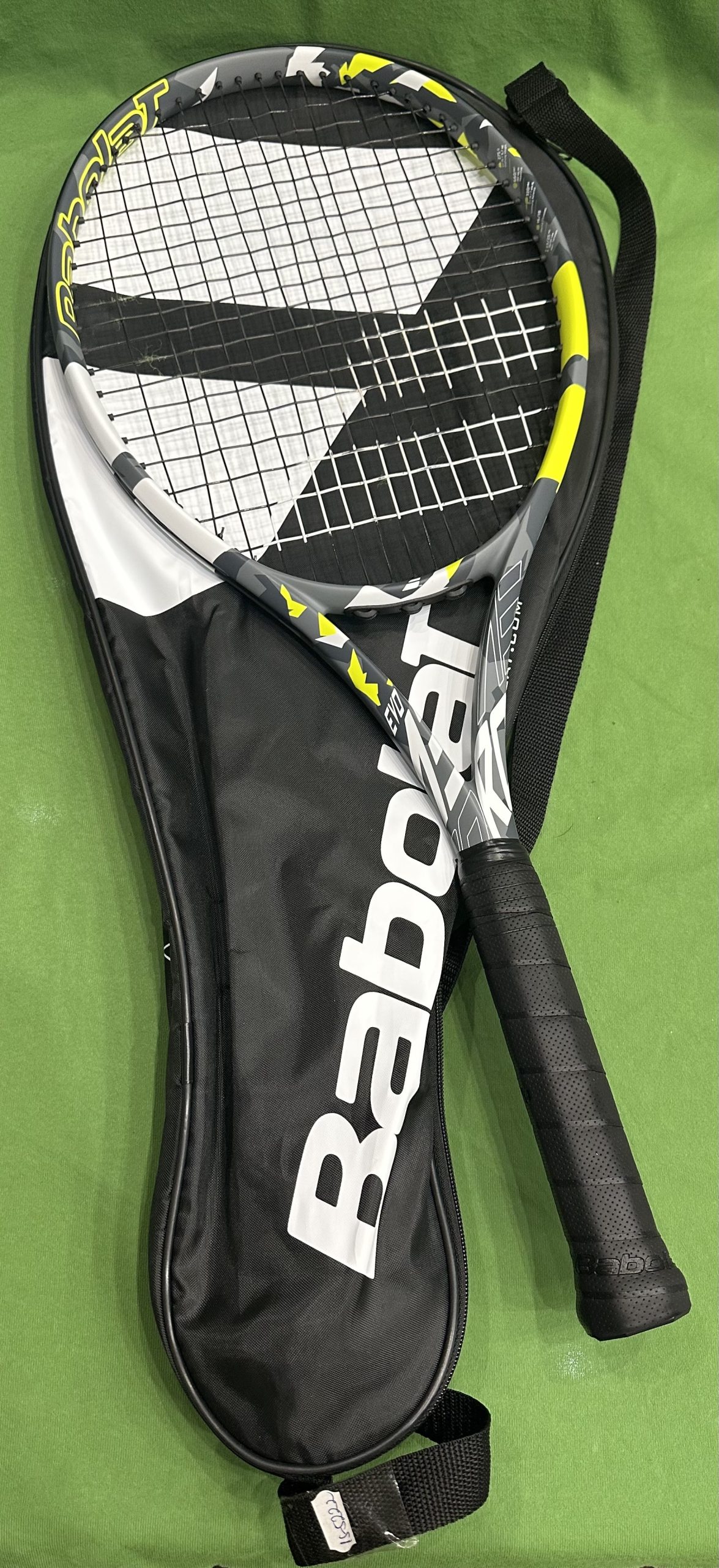 ÚJ! Badolat Evo Aero teniszütő, kiemelt kép