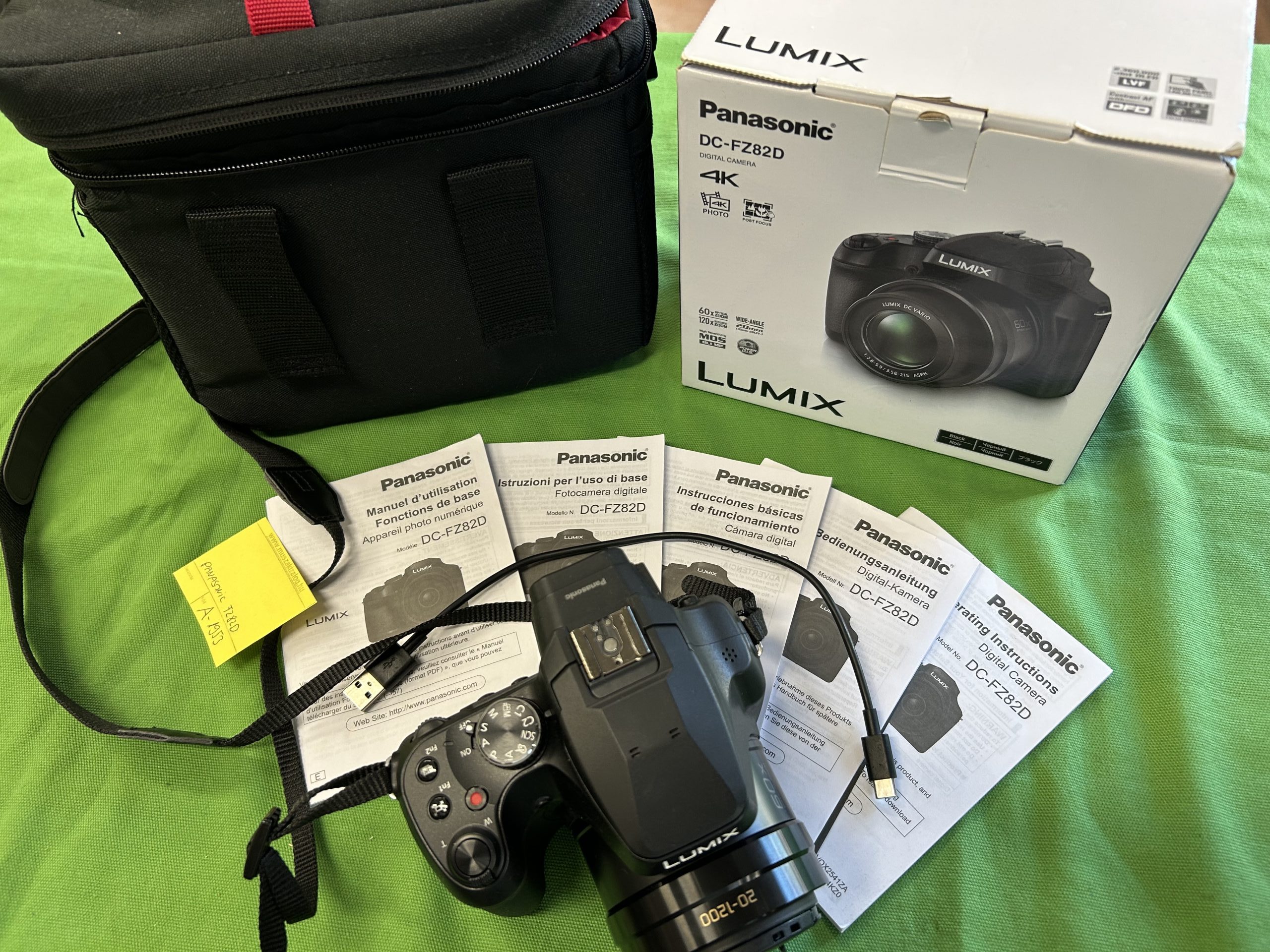 Panasonic Lumix FZ82D Digitális fényképezőgép, kiemelt kép