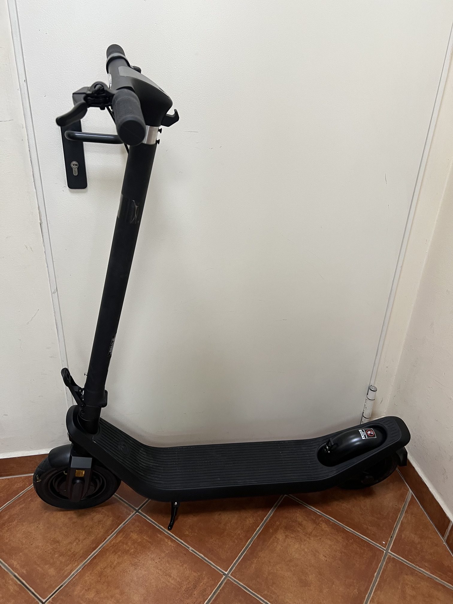 Odys Zeta i10 elektromos roller, kiemelt kép